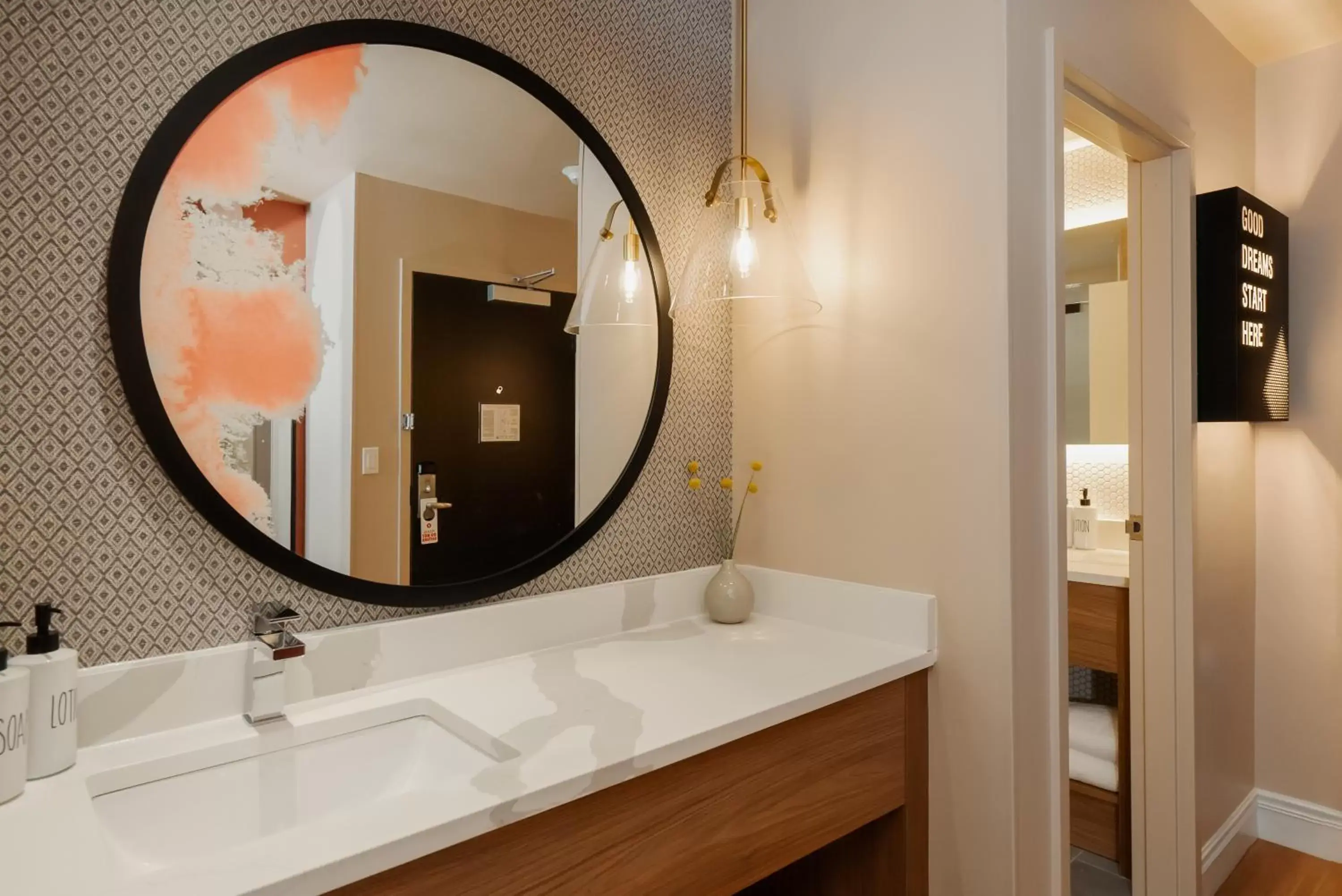 King Studio in The Bentley Hotel Southampton King Studio in The Bentley Hotel Southampton