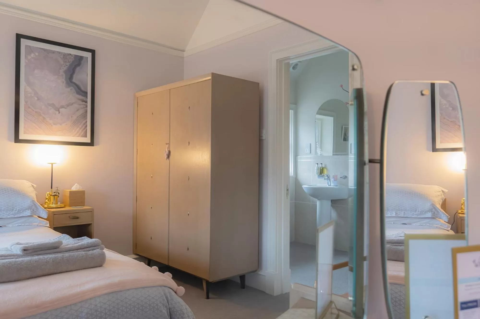 Bedroom, Bed in Wildwood B&B