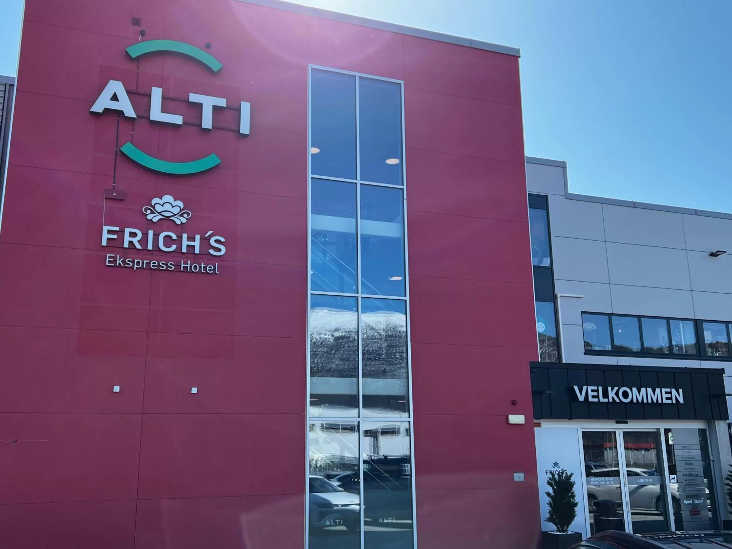 Property building in Frichs Ekspress Åndalsnes