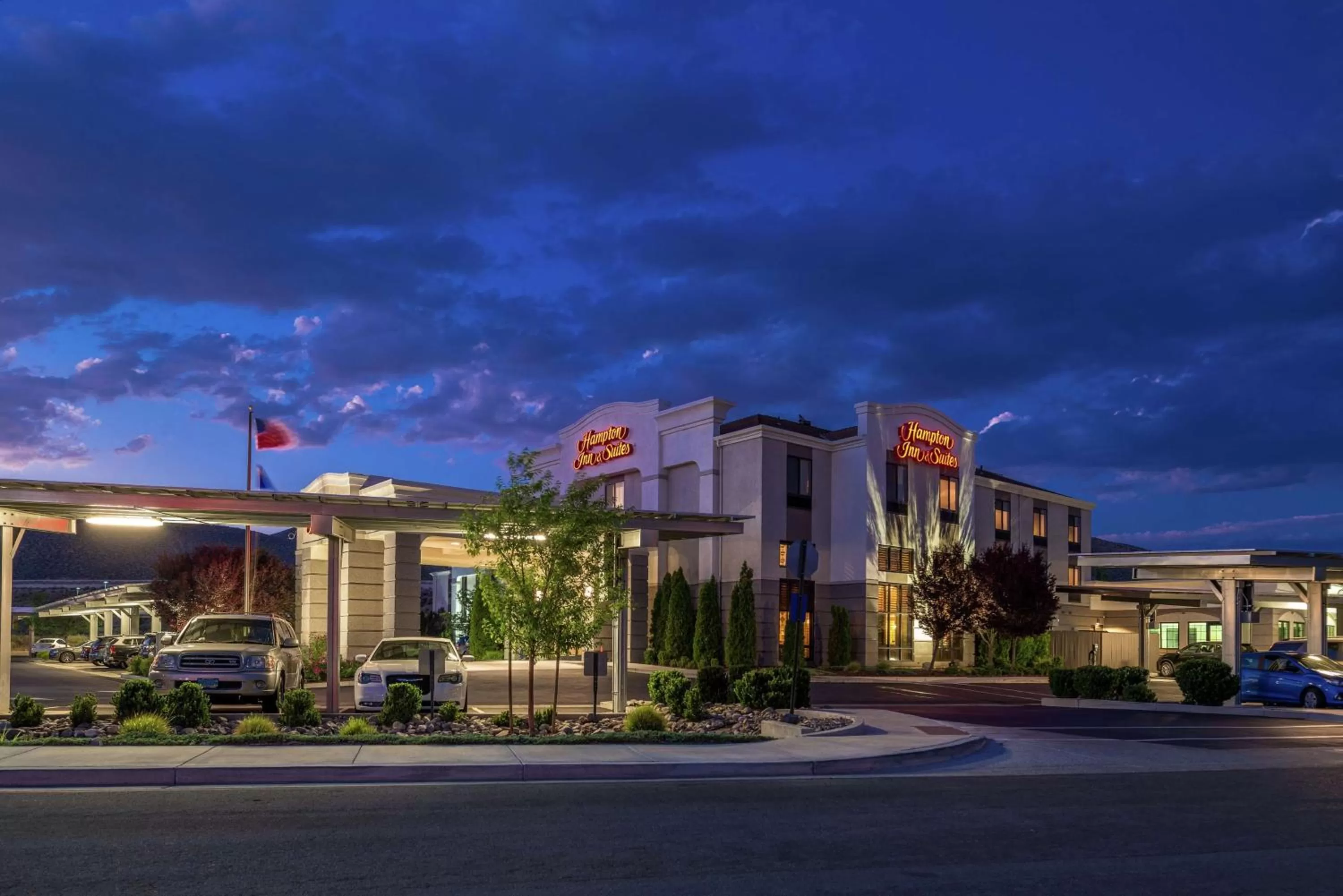 Property building in Hampton Inn & Suites Carson City