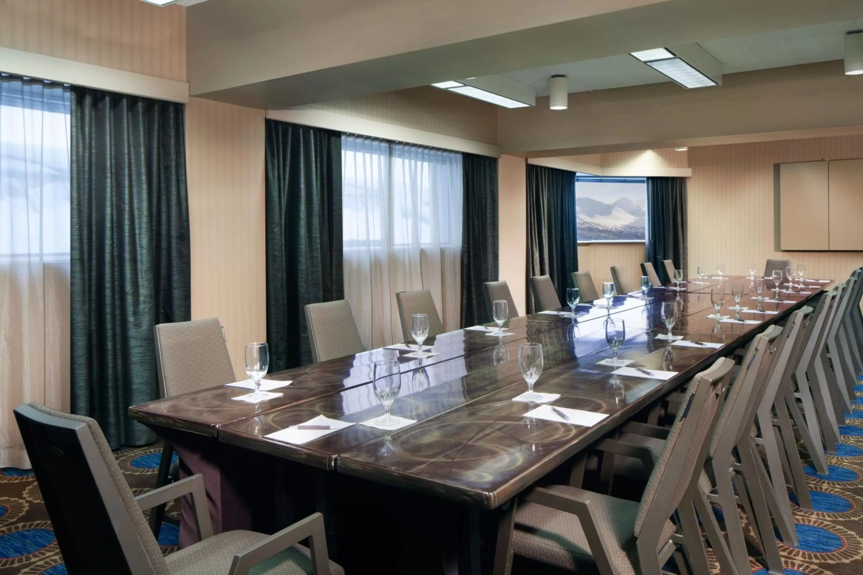 Meeting/conference room in Sheraton Anchorage Hotel
