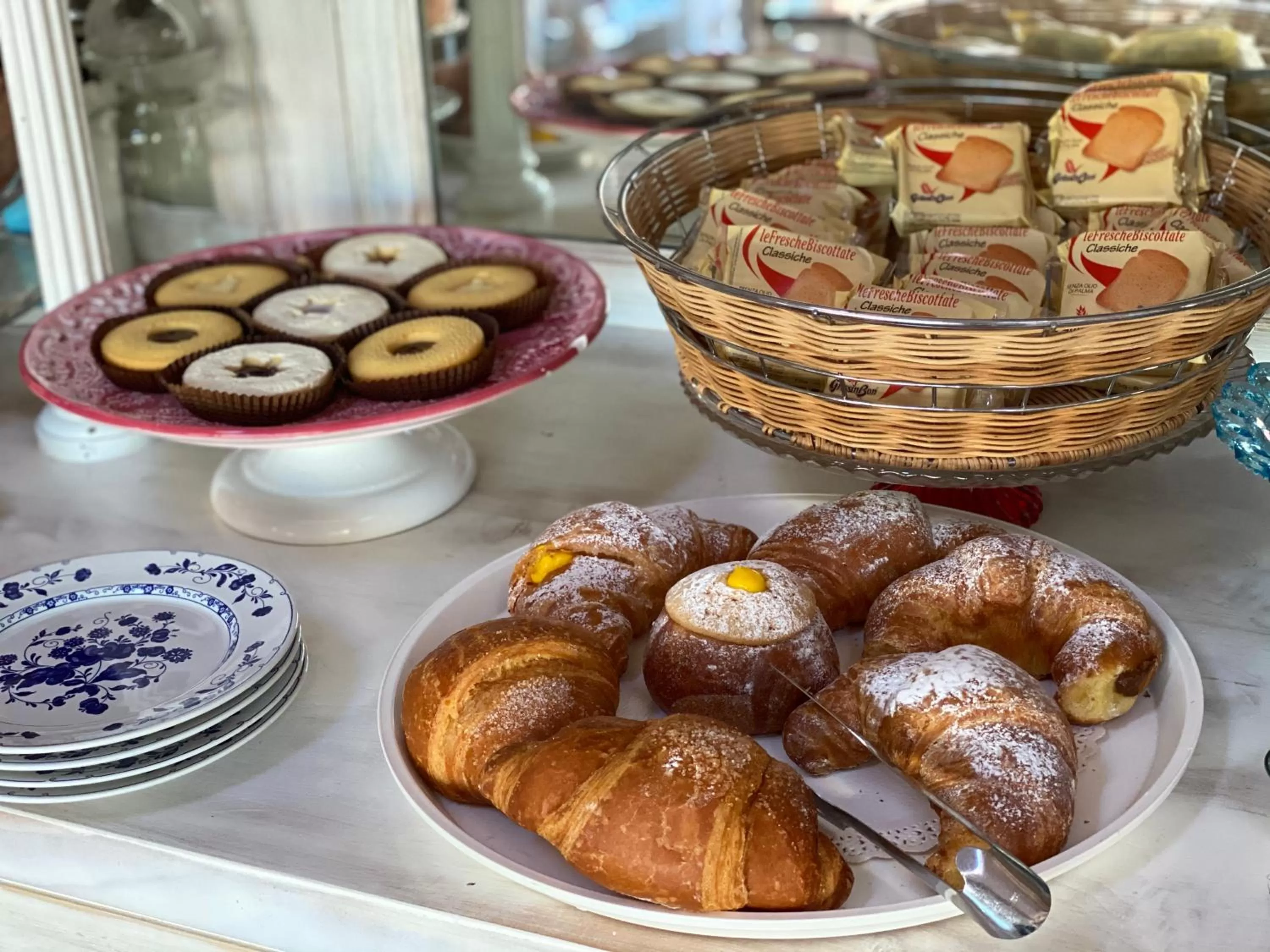 Food and drinks, Food in Le Fate Corbezzole