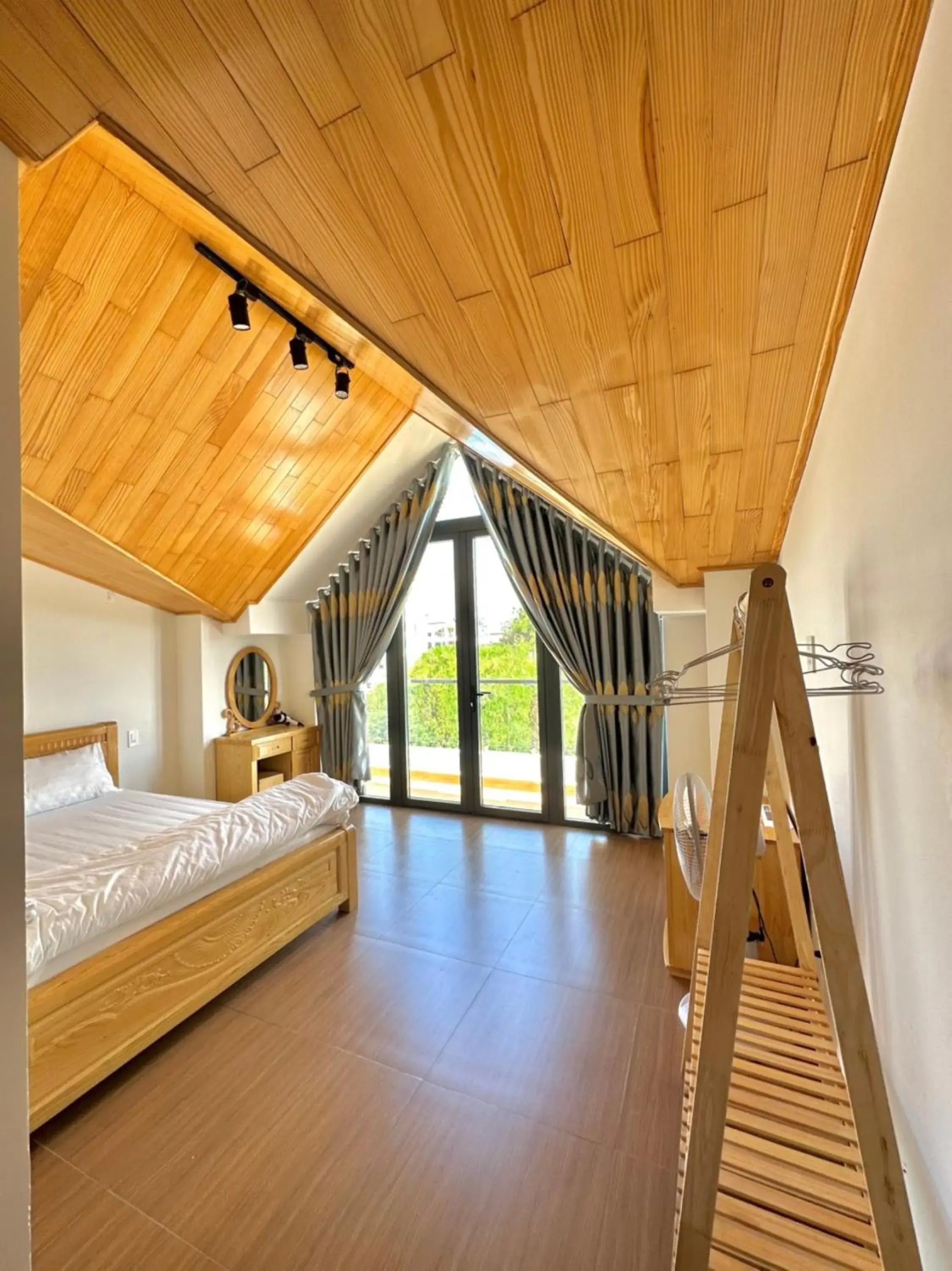 Ban Mai Hotel Ban Mai Hotel