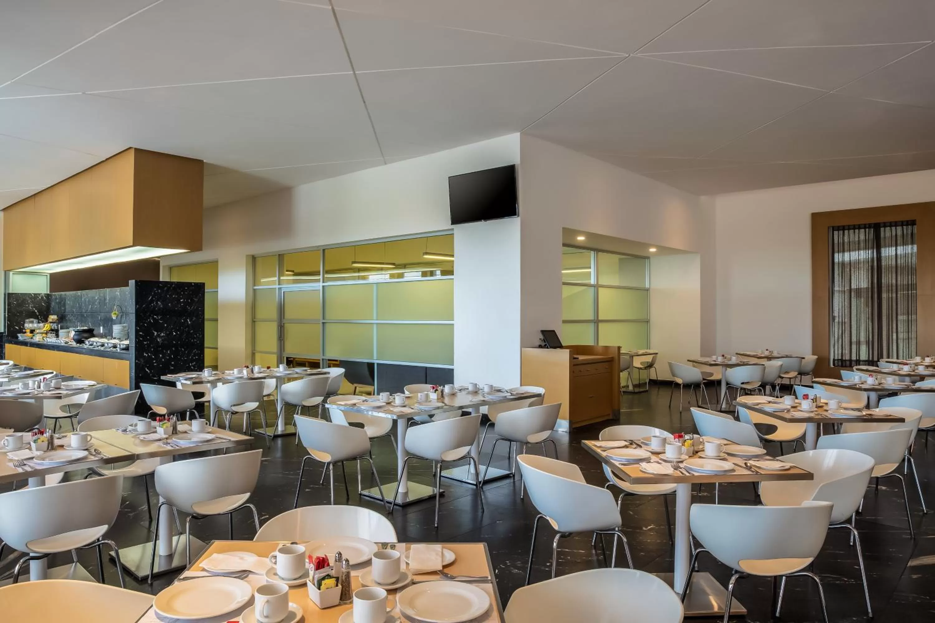 Restaurant/places to eat in Fiesta Inn Cancun Las Americas