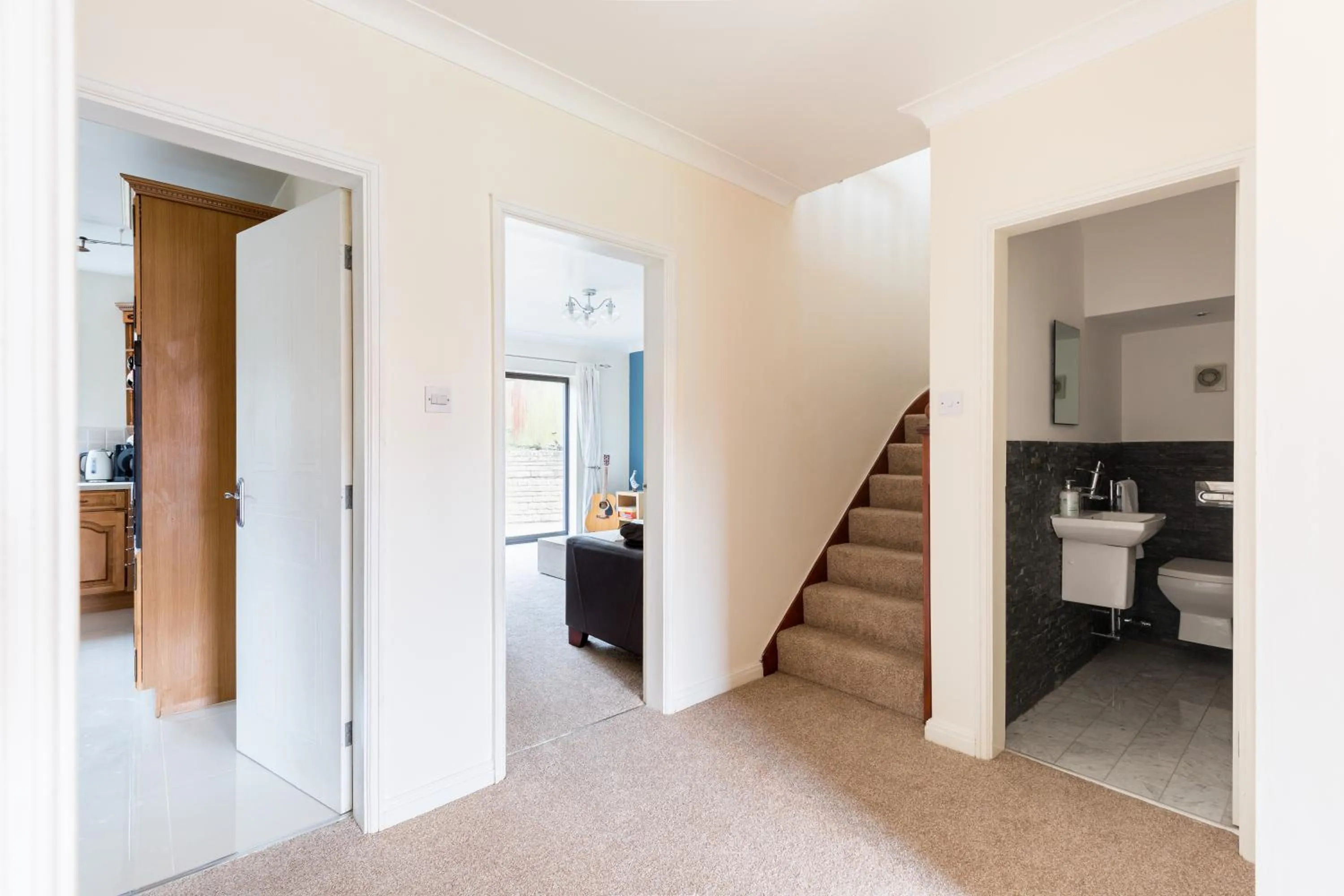 Other in Drayton Manor House FREE parking