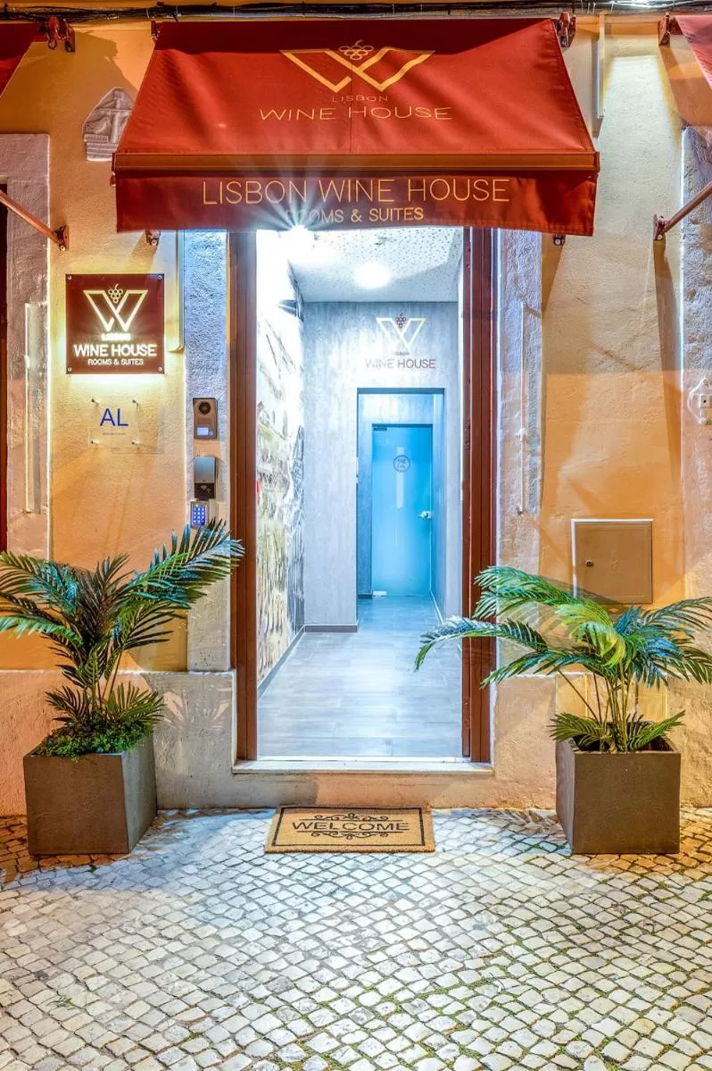 Facade/entrance in Lisbon Wine House - Rooms & Suites