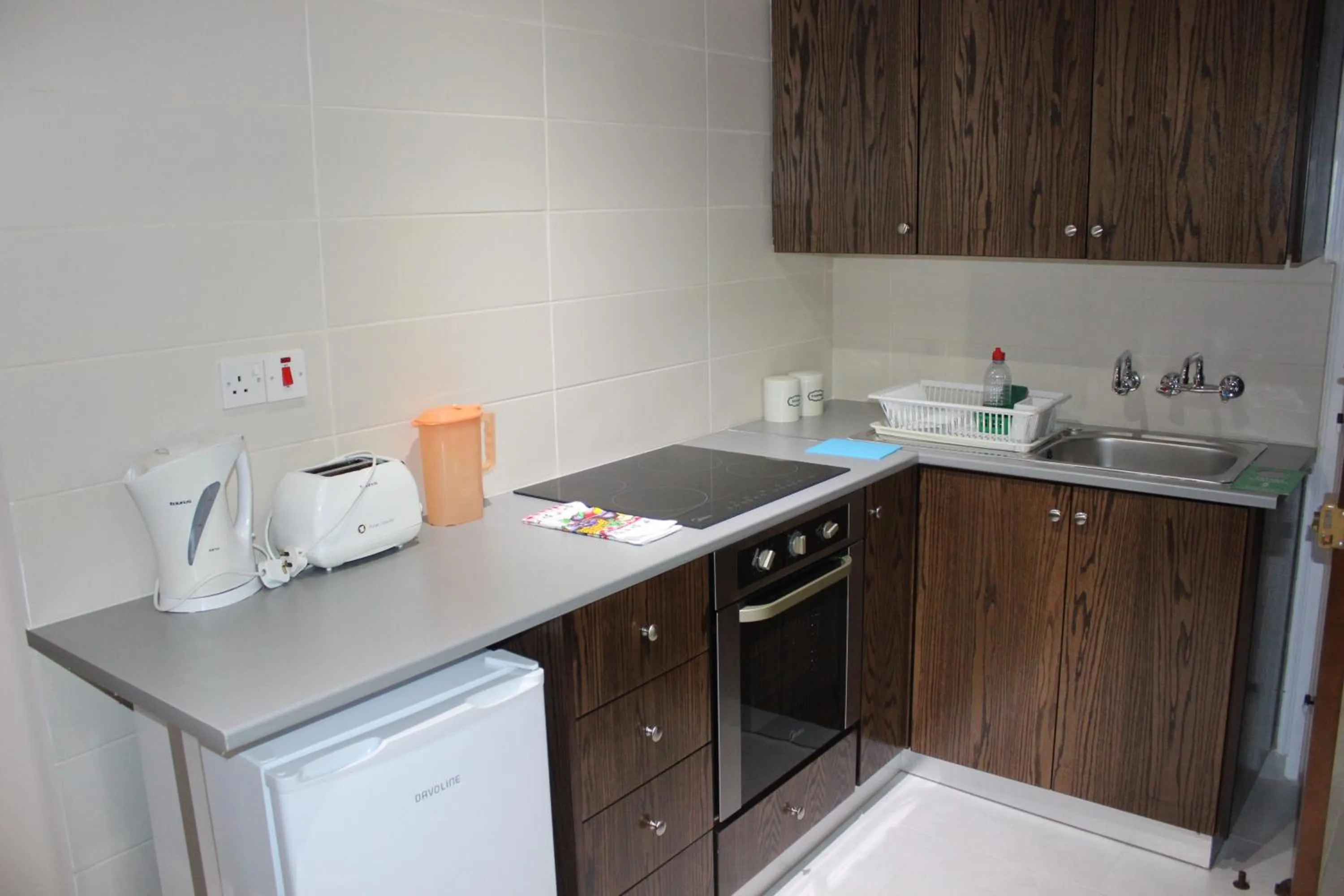 Kitchen or kitchenette in Petsas Apartments