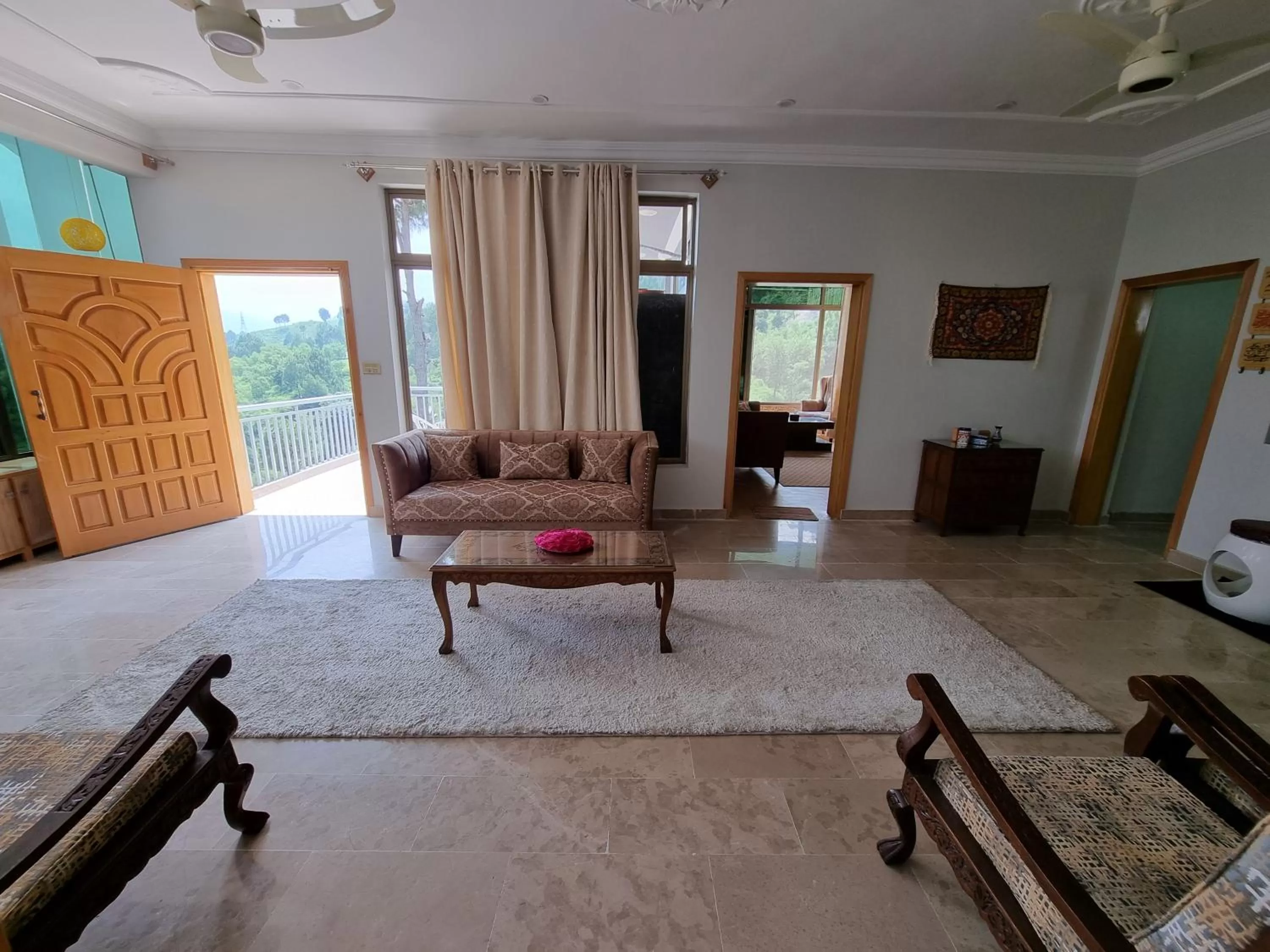 Living room, Seating Area in Srinagar Homes