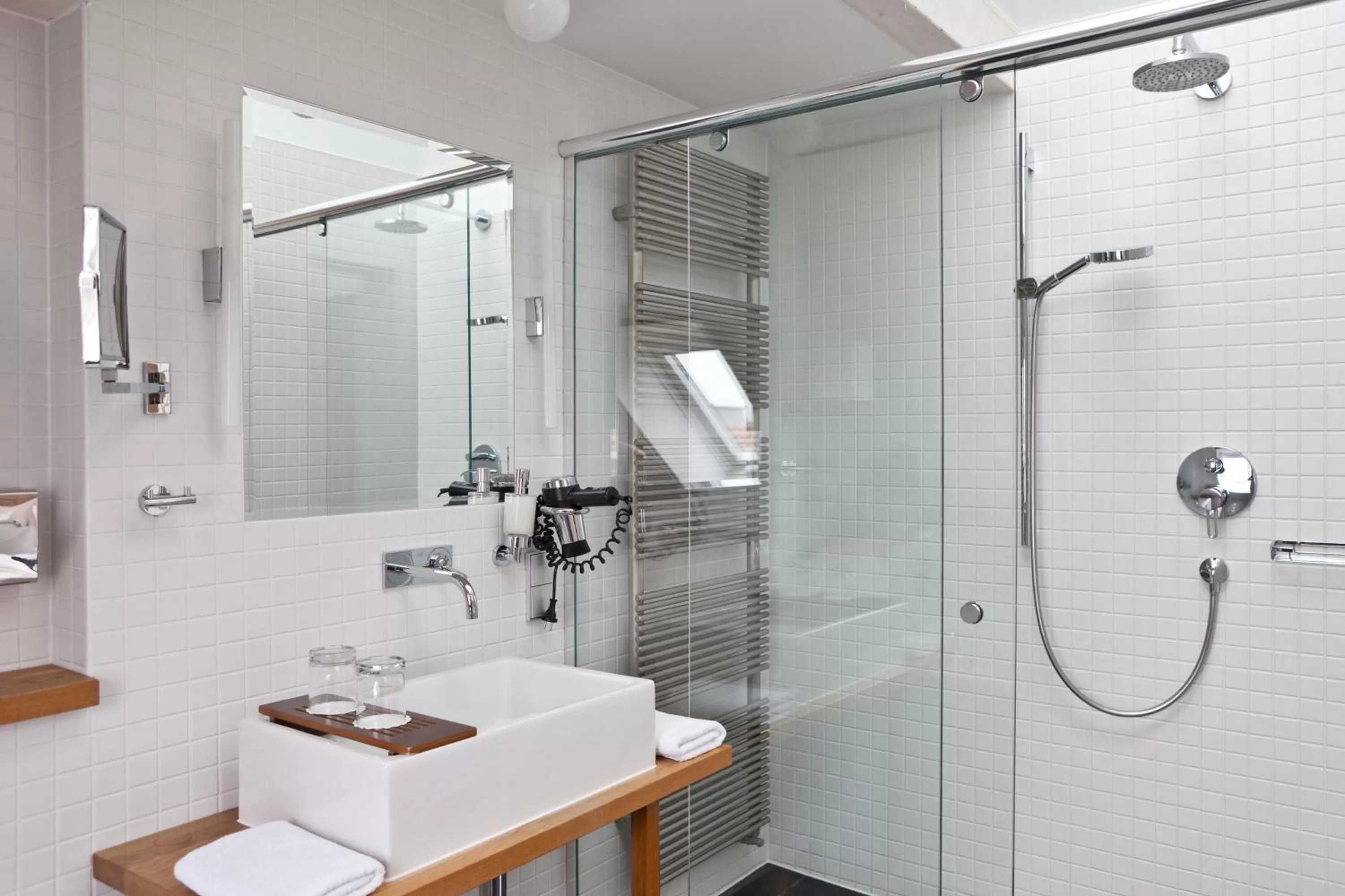 Shower in Hotel Zur Linde Dein Self Check In