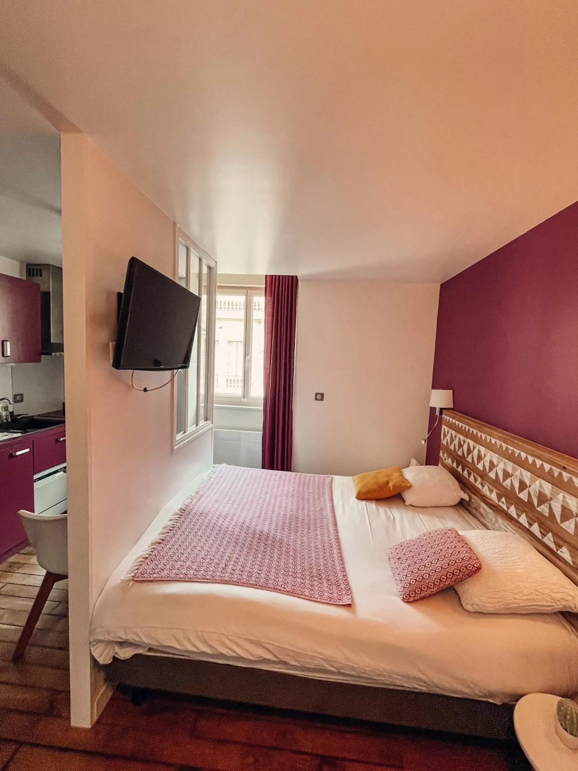 Bed in Garden Hotel Rennes Centre Gare