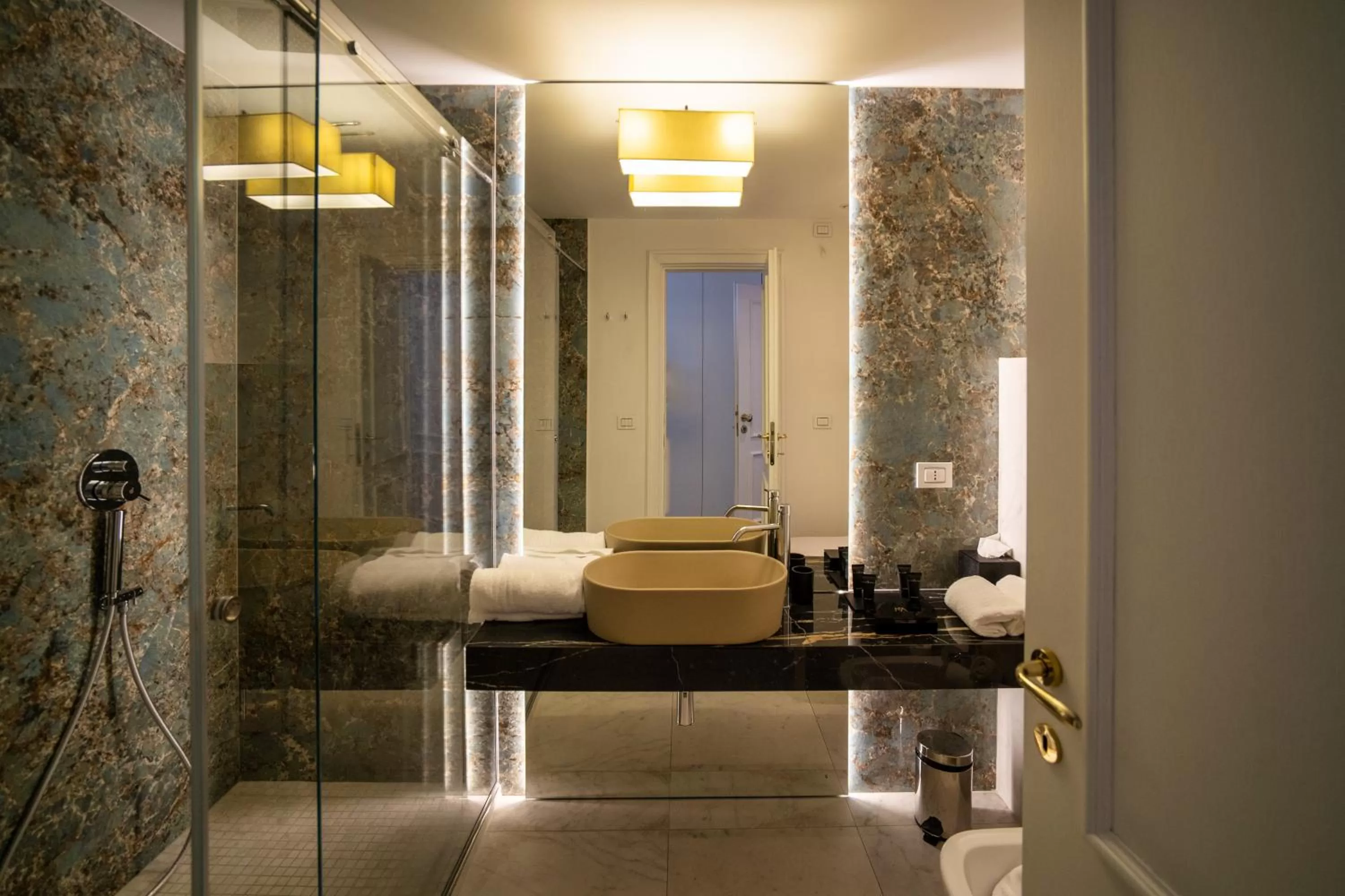 Bathroom in Monastero dei Santi