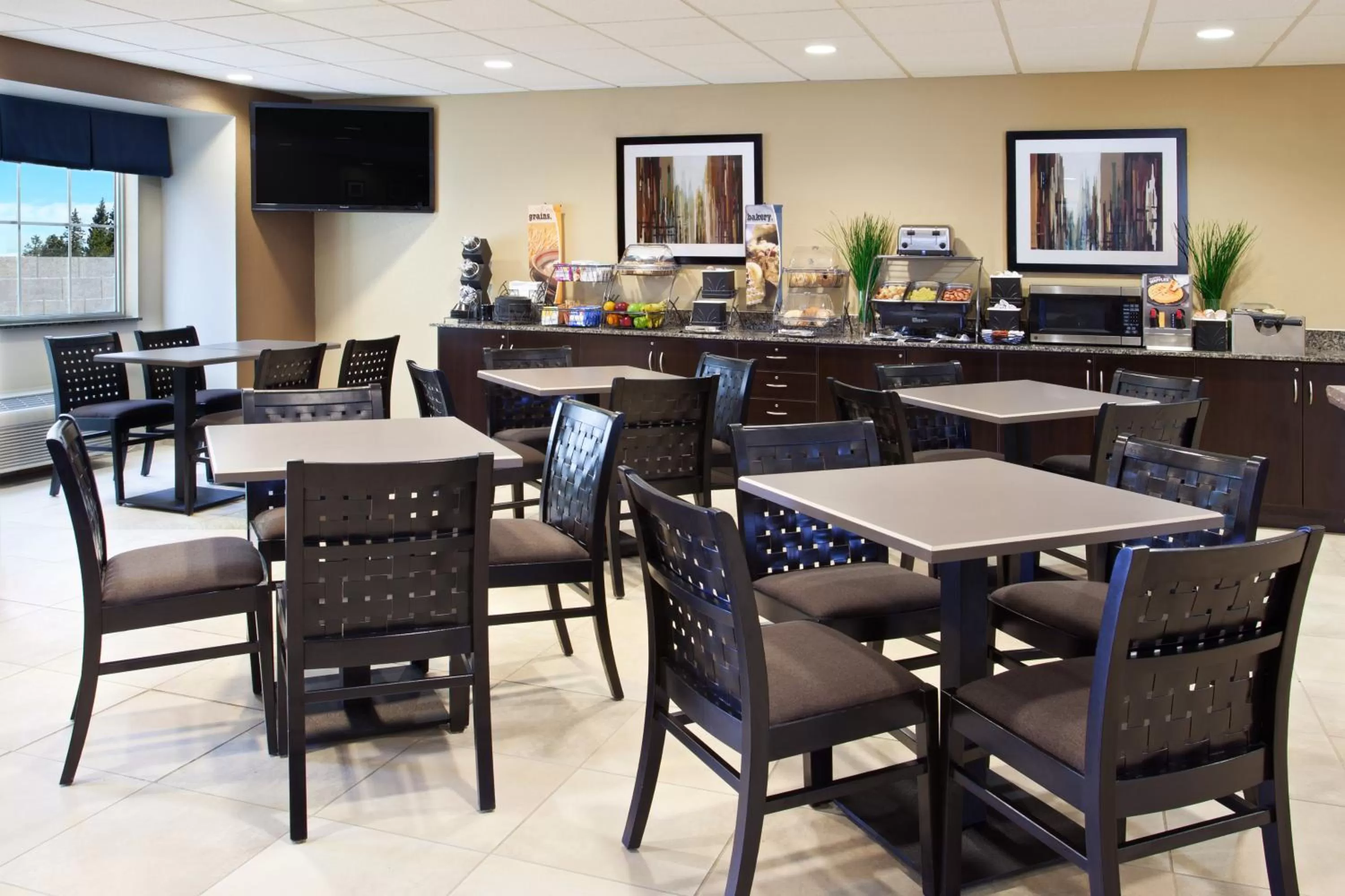 Lobby or reception in Microtel Inn & Suites by Wyndham Waynesburg