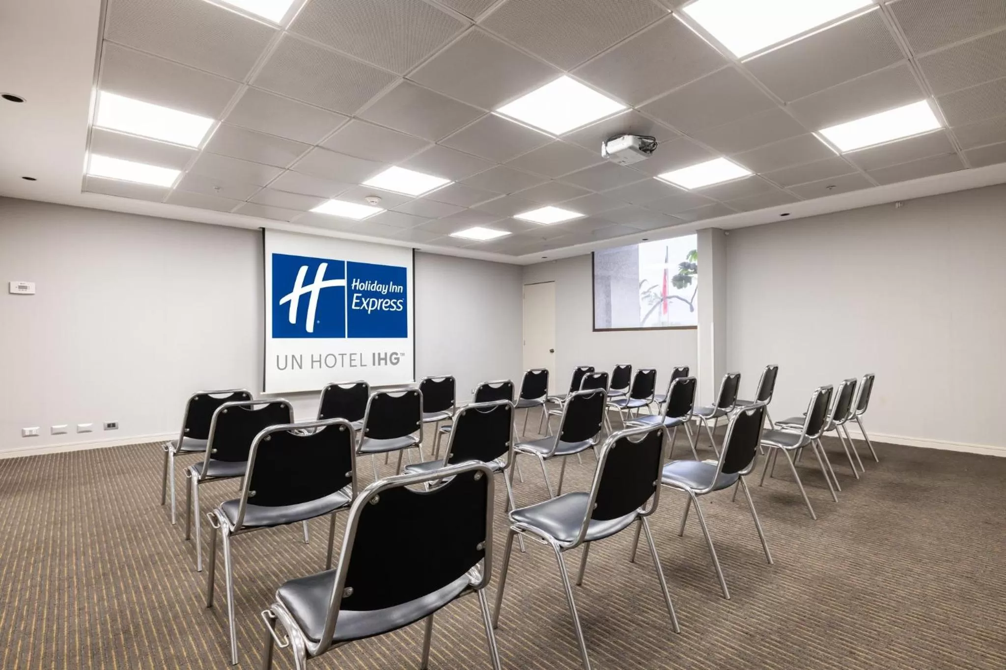 Meeting/conference room in Holiday Inn Express - Iquique by IHG