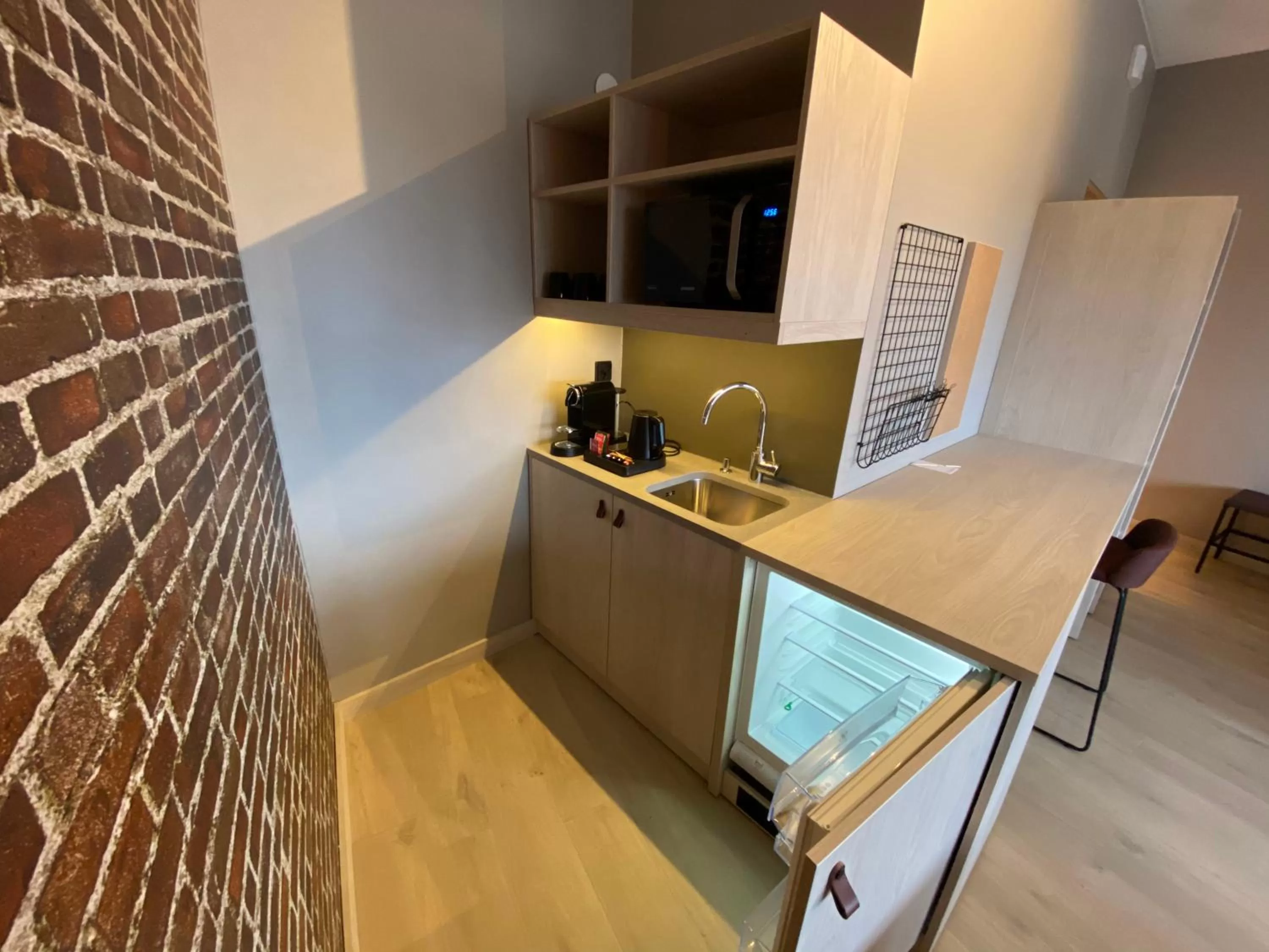 Kitchen or kitchenette in Skyline Airport Hotel