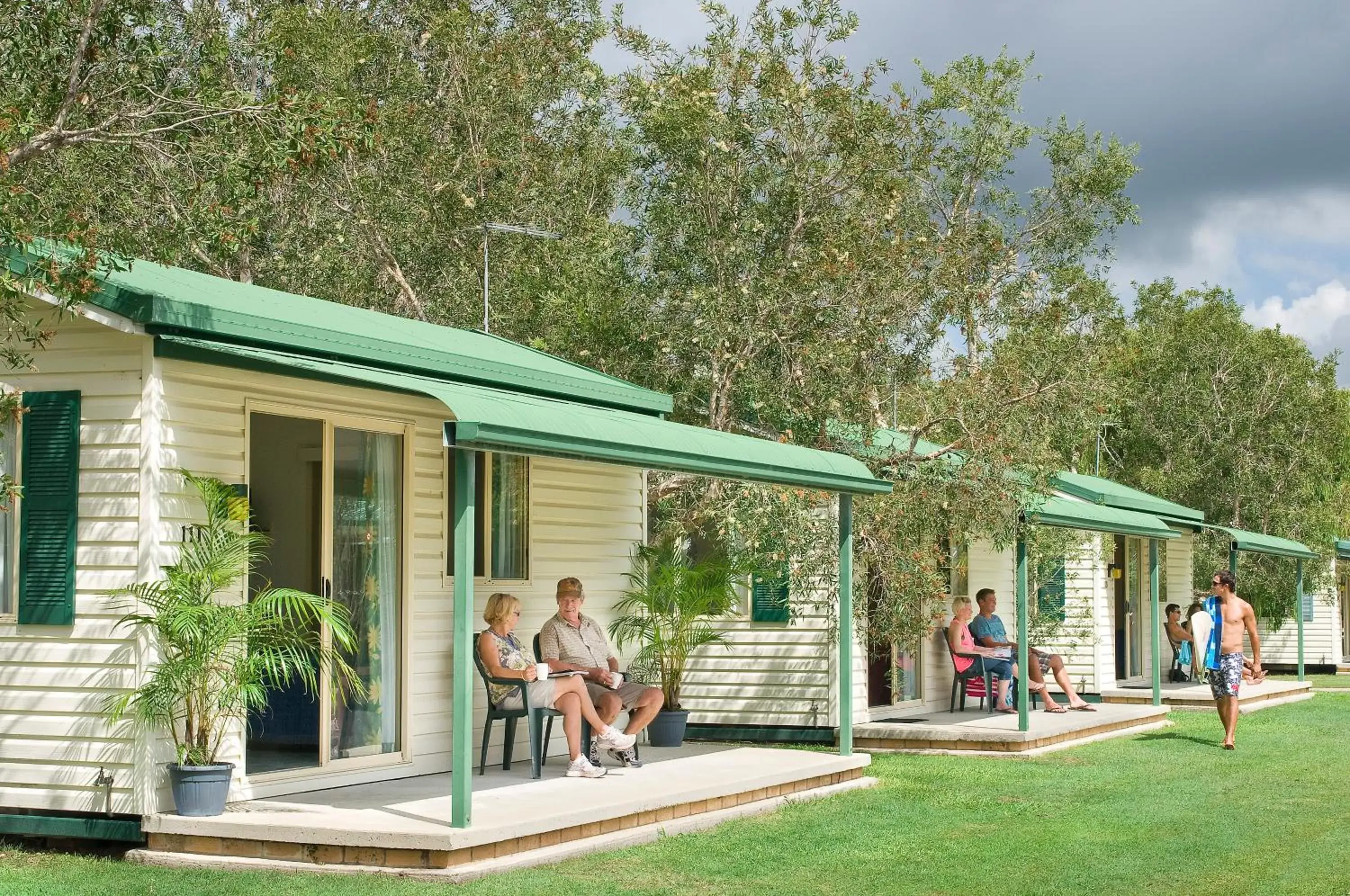 Twin Studio Cabin in Glen Villa Resort Twin Studio Cabin in Glen Villa Resort