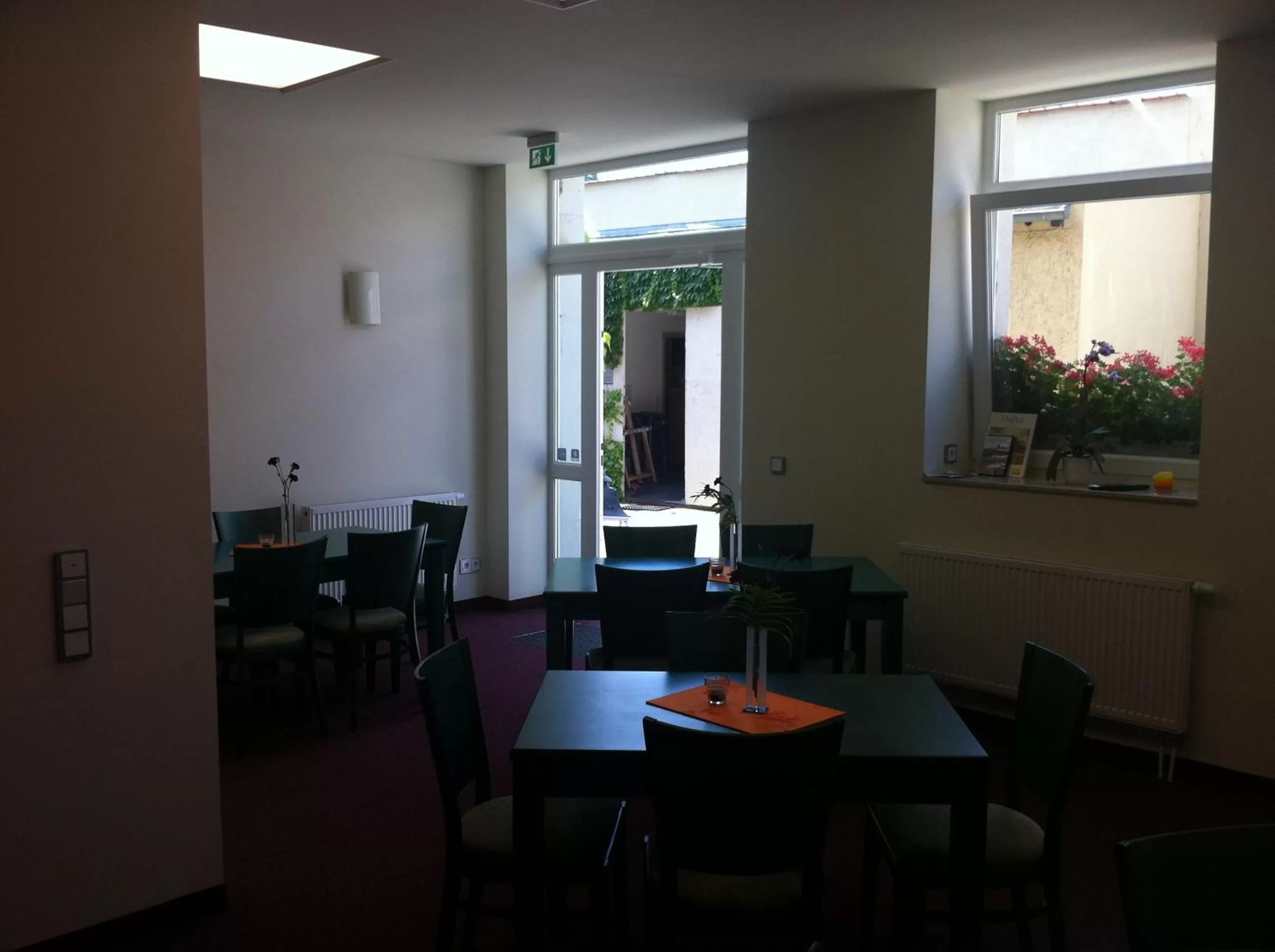 Restaurant/Places to Eat in An der Porzellan-Manufaktur Pension