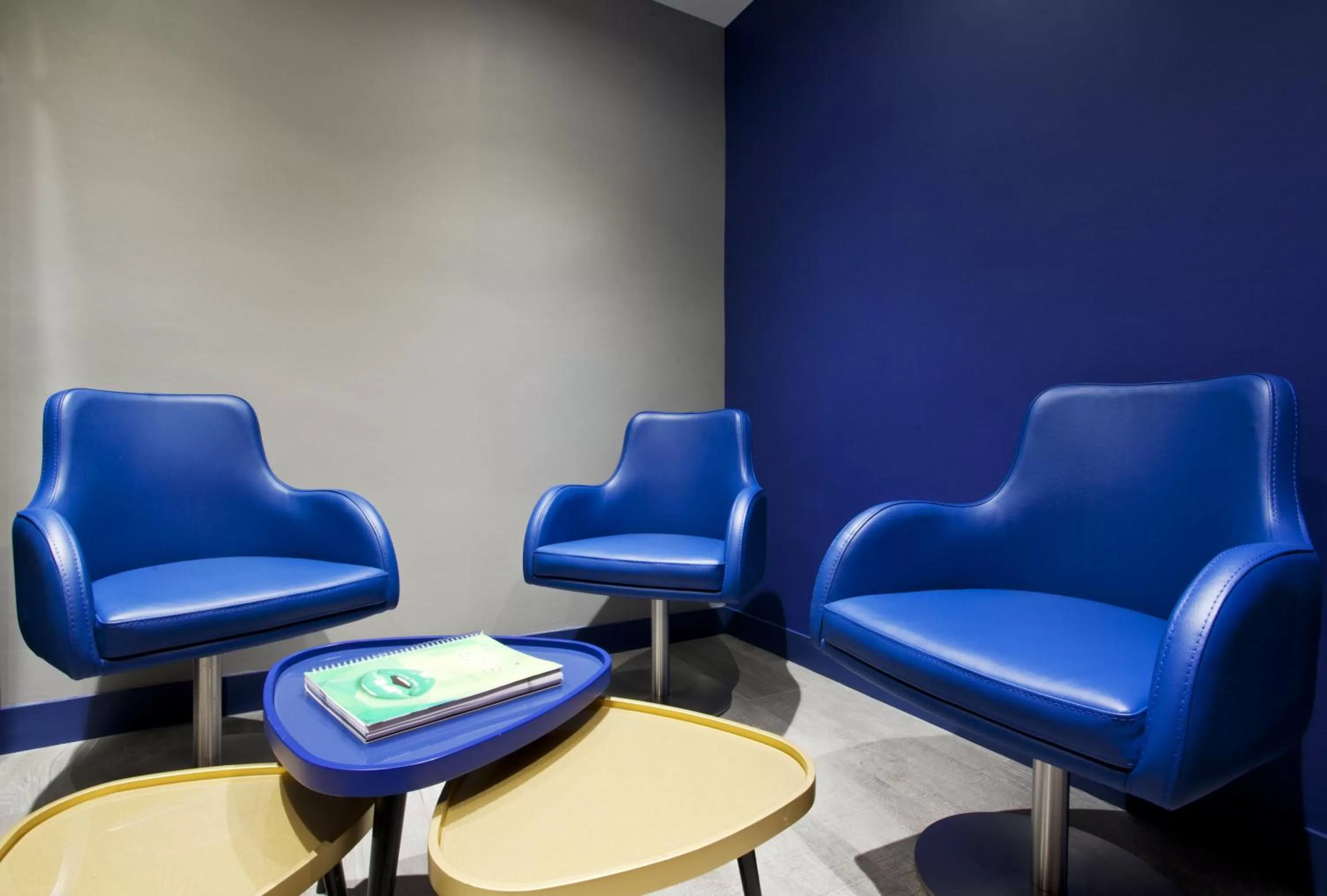 Lobby or reception in Trianon Gare de Lyon