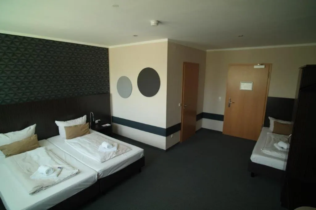 TV and multimedia, Bed in GS Hotel