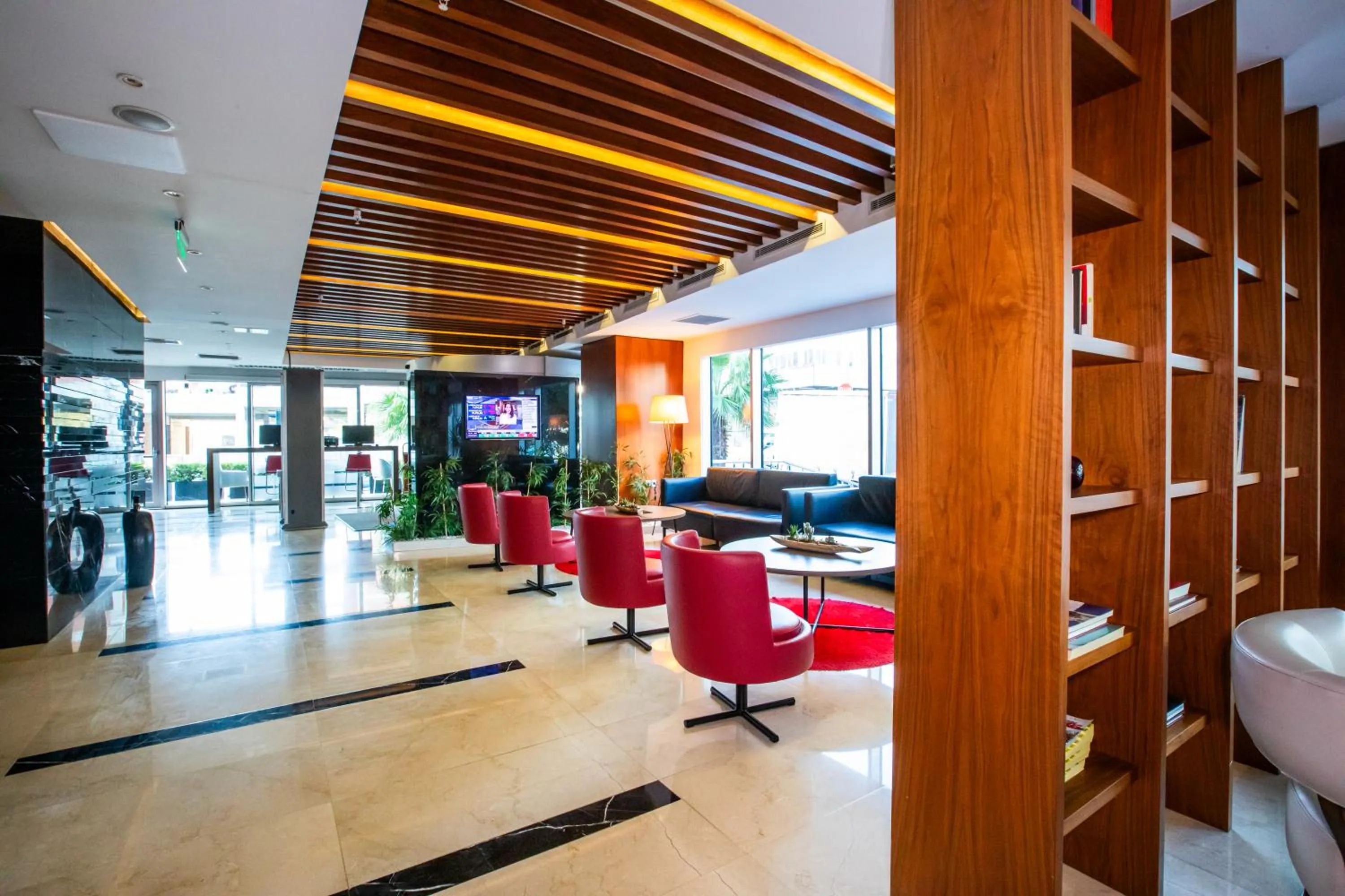 Lobby or reception in Ramada Encore Istanbul Kartal