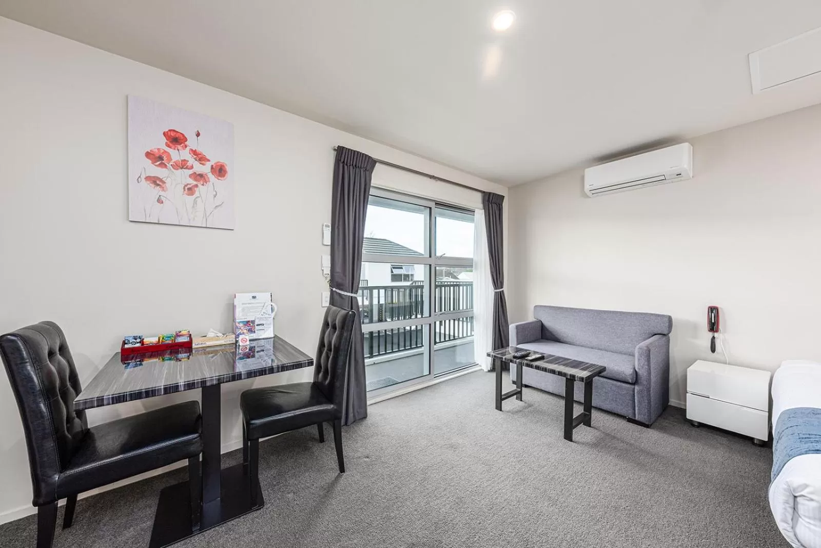 Living room in 311 Motel Riccarton