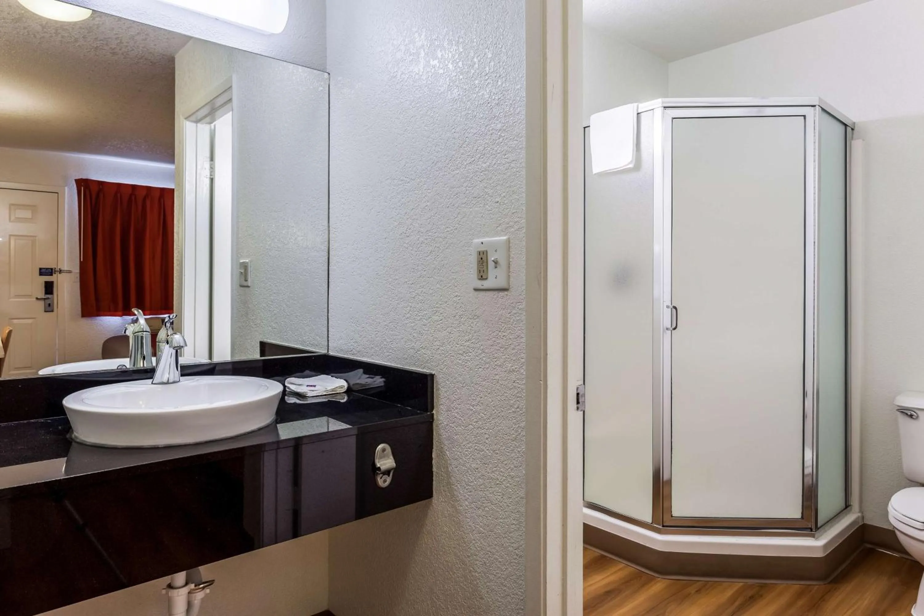 Shower in Motel 6 Sacramento, Ca - Downtown