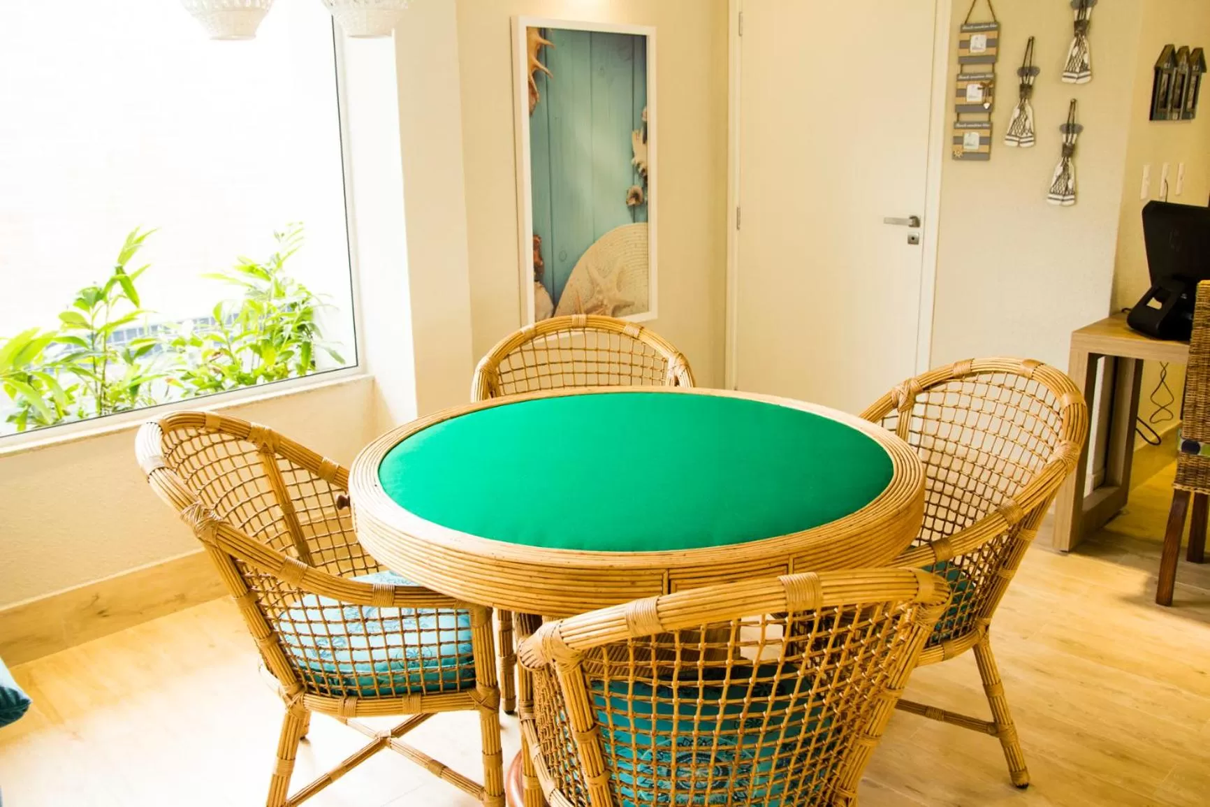 Lobby or reception, Dining Area in Pousada Villa Di Enzo