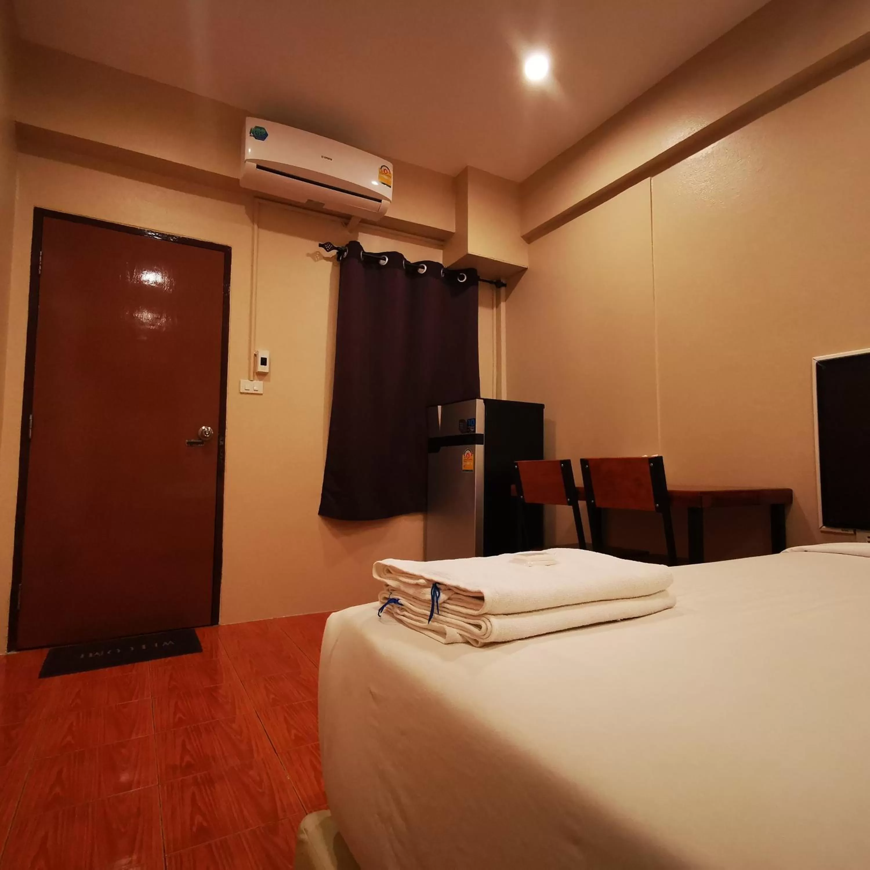 Bed in KKinn South Pattaya