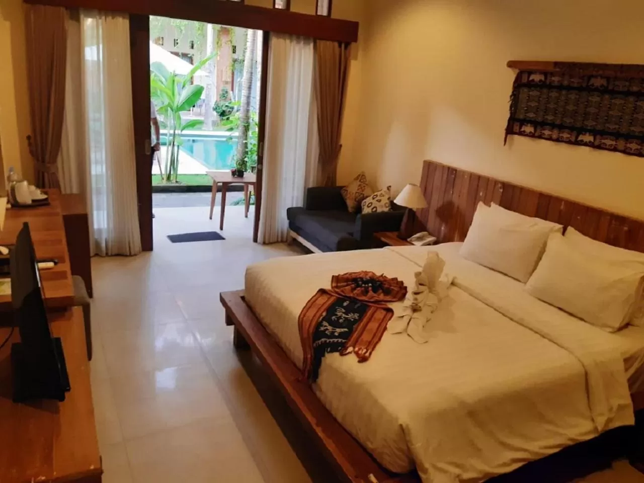 Bedroom, Bed in Mina Pelasa Hotel