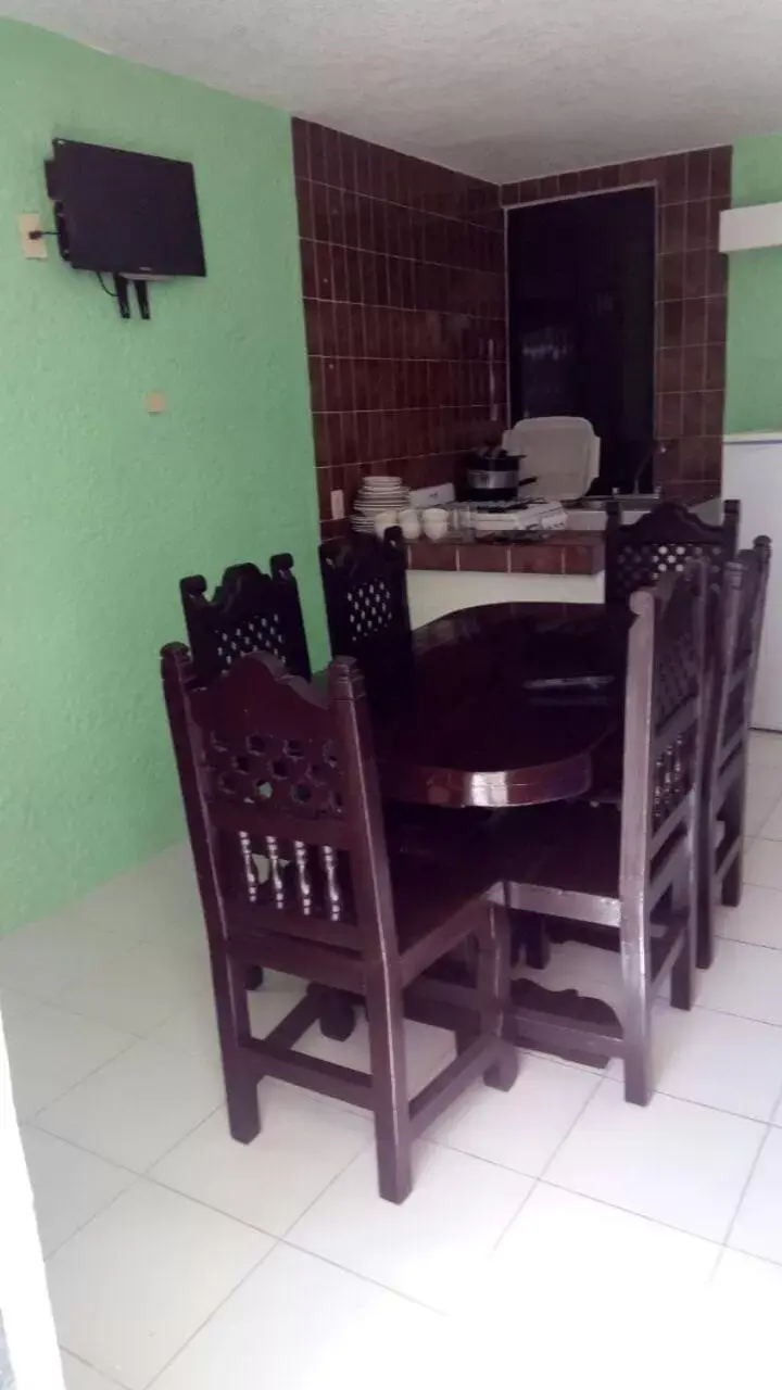 Sextuple Room in Mar Paraiso Queen Sextuple Room in Mar Paraiso Queen