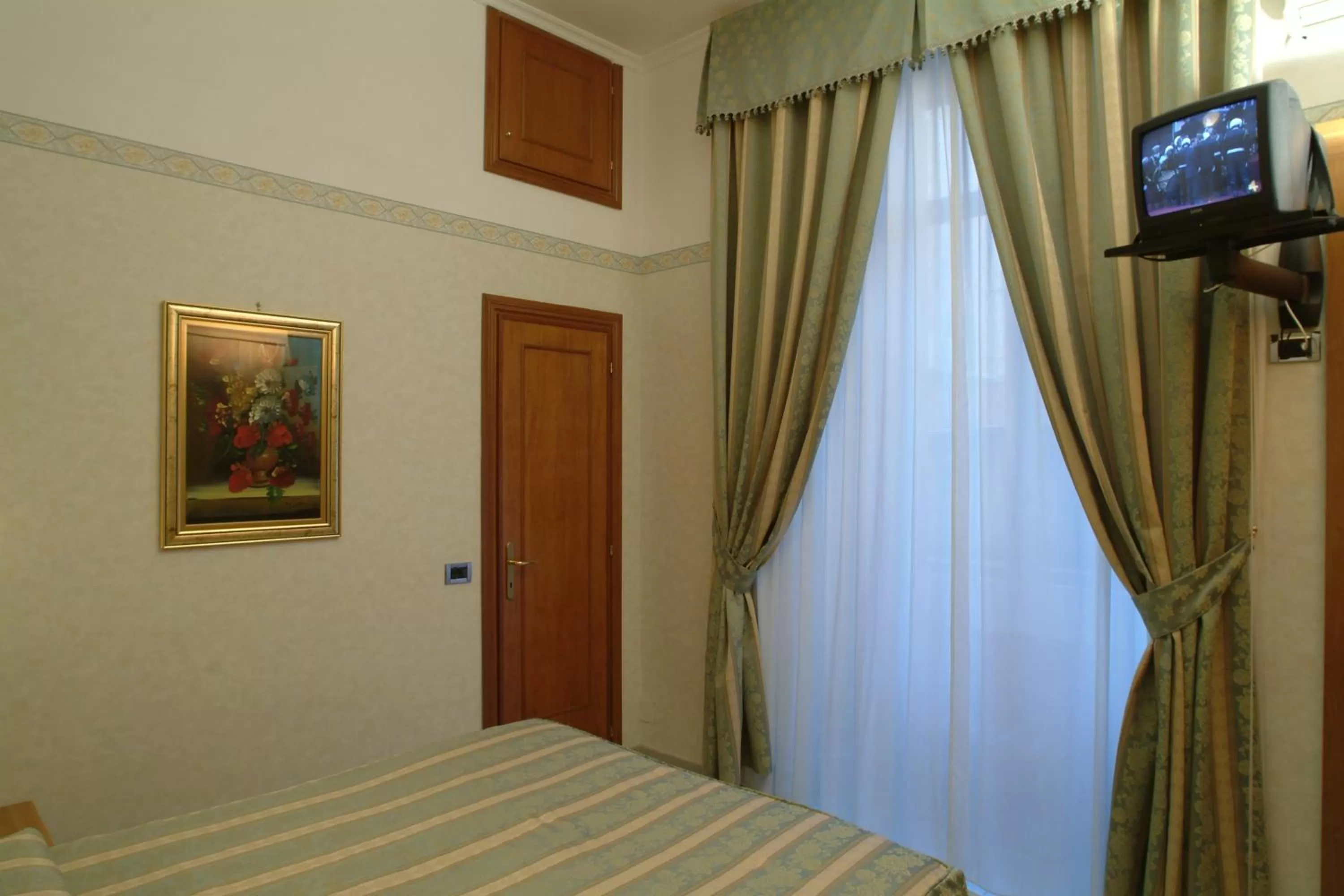 Photo of the whole room, Bed in Hotel Teti