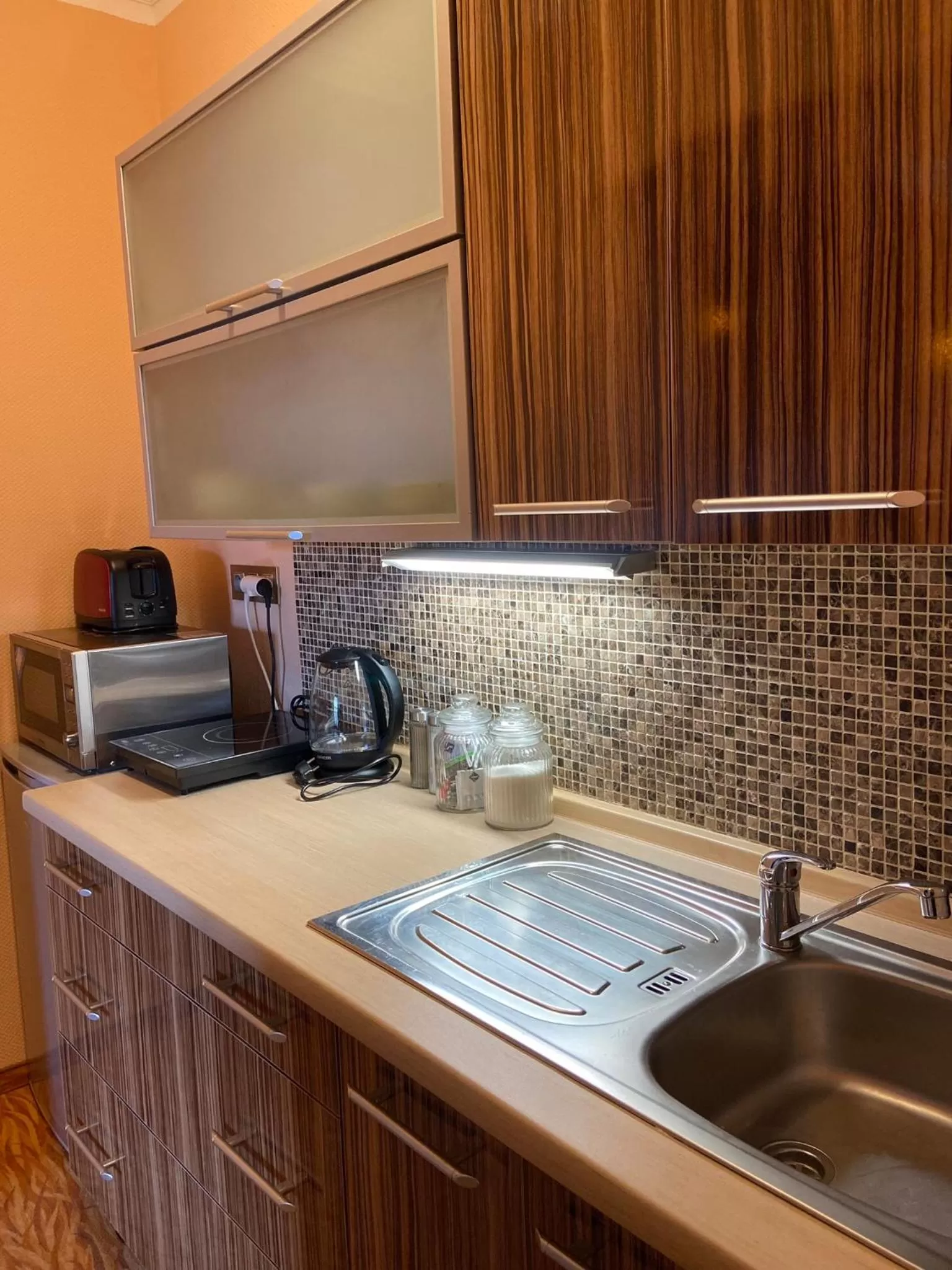 Kitchen or kitchenette, Kitchen/Kitchenette in Wellness Hotel Beethoven