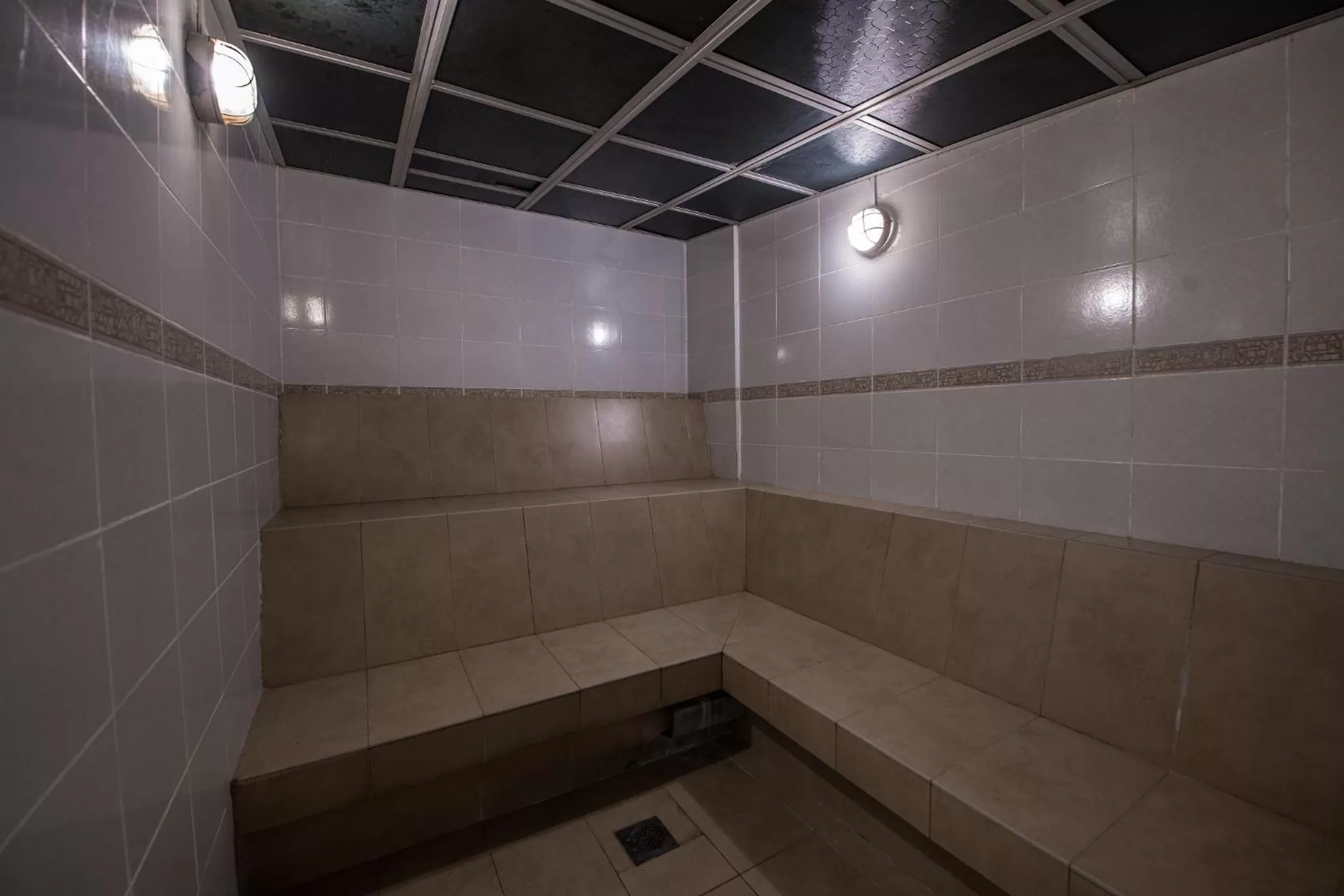 Steam room in Sabah Hotel