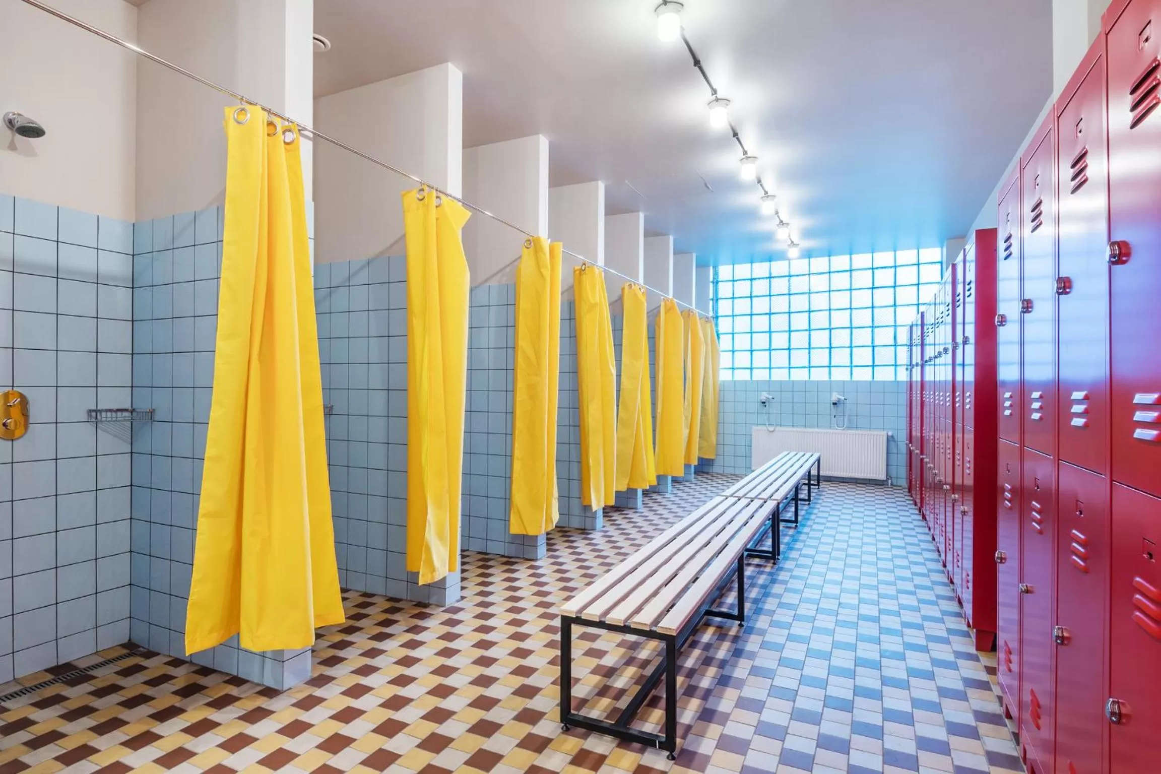 Shower in Fabrika Hostel & Suites