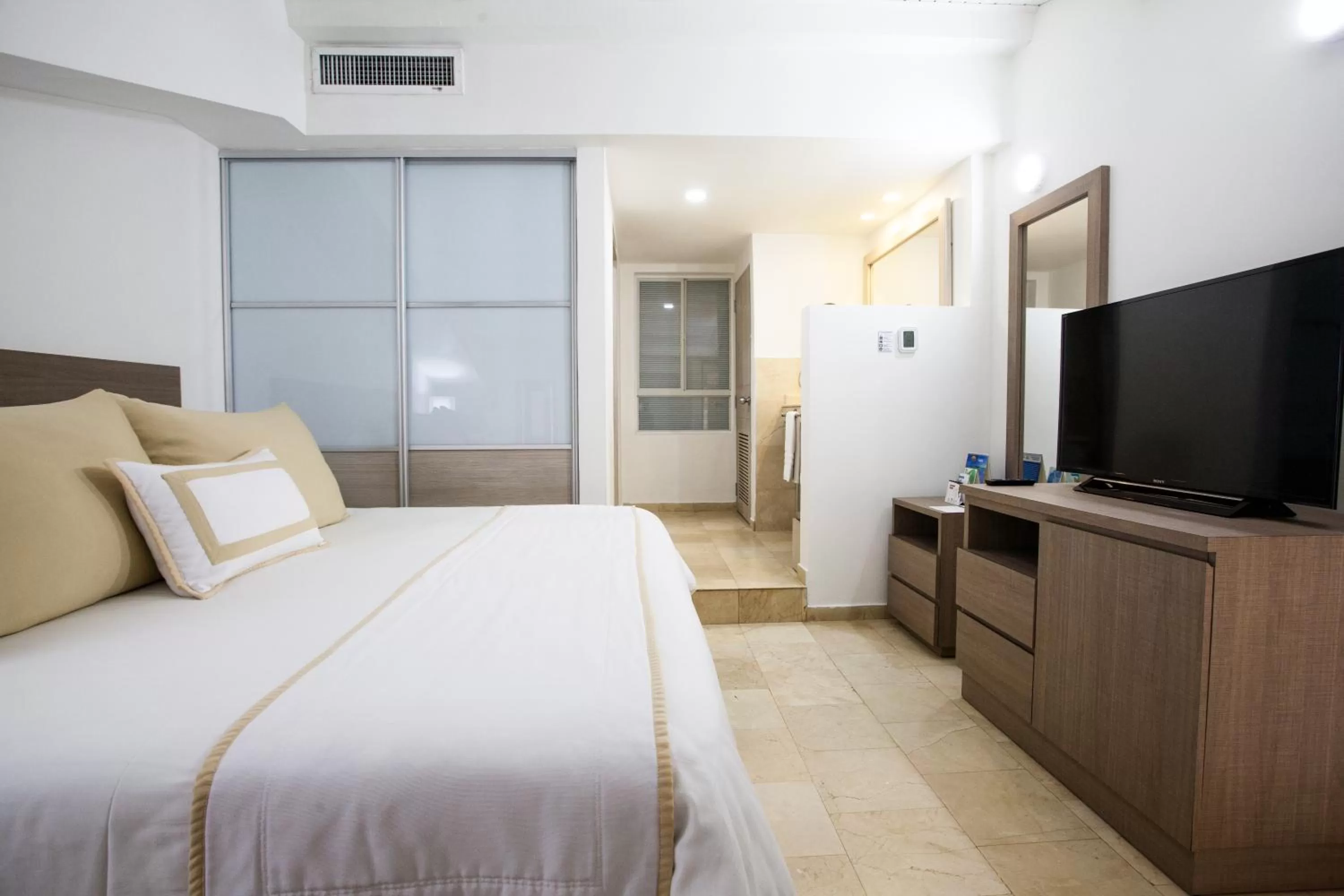 Bedroom, Bed in Hotel Casablanca