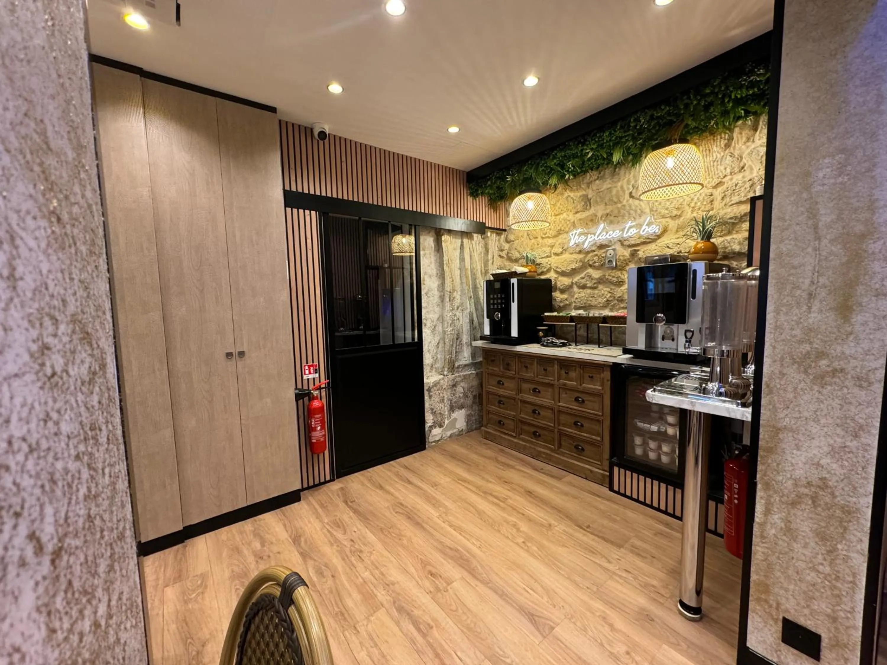 Meeting/conference room in Hotel Nation Montmartre