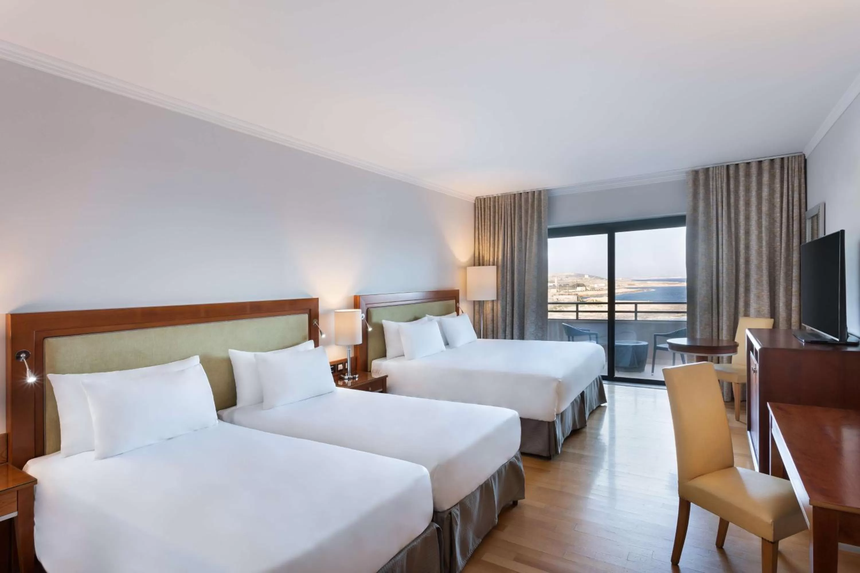 Bedroom, Bed in Radisson Blu Resort, Malta St. Julian's