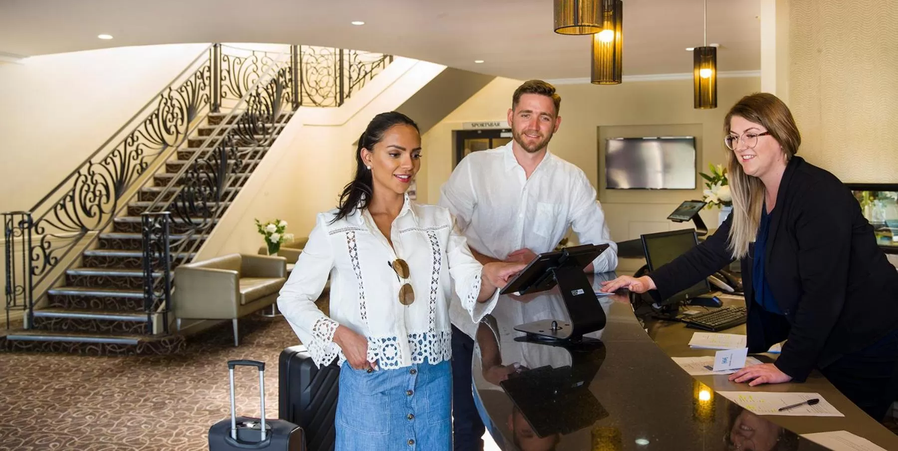 Lobby or reception in Berri Hotel