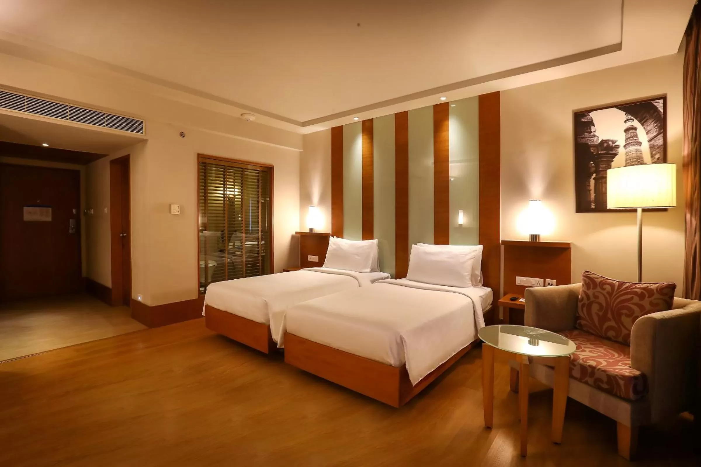 Bed in Radisson Blu Hotel Chennai City Centre