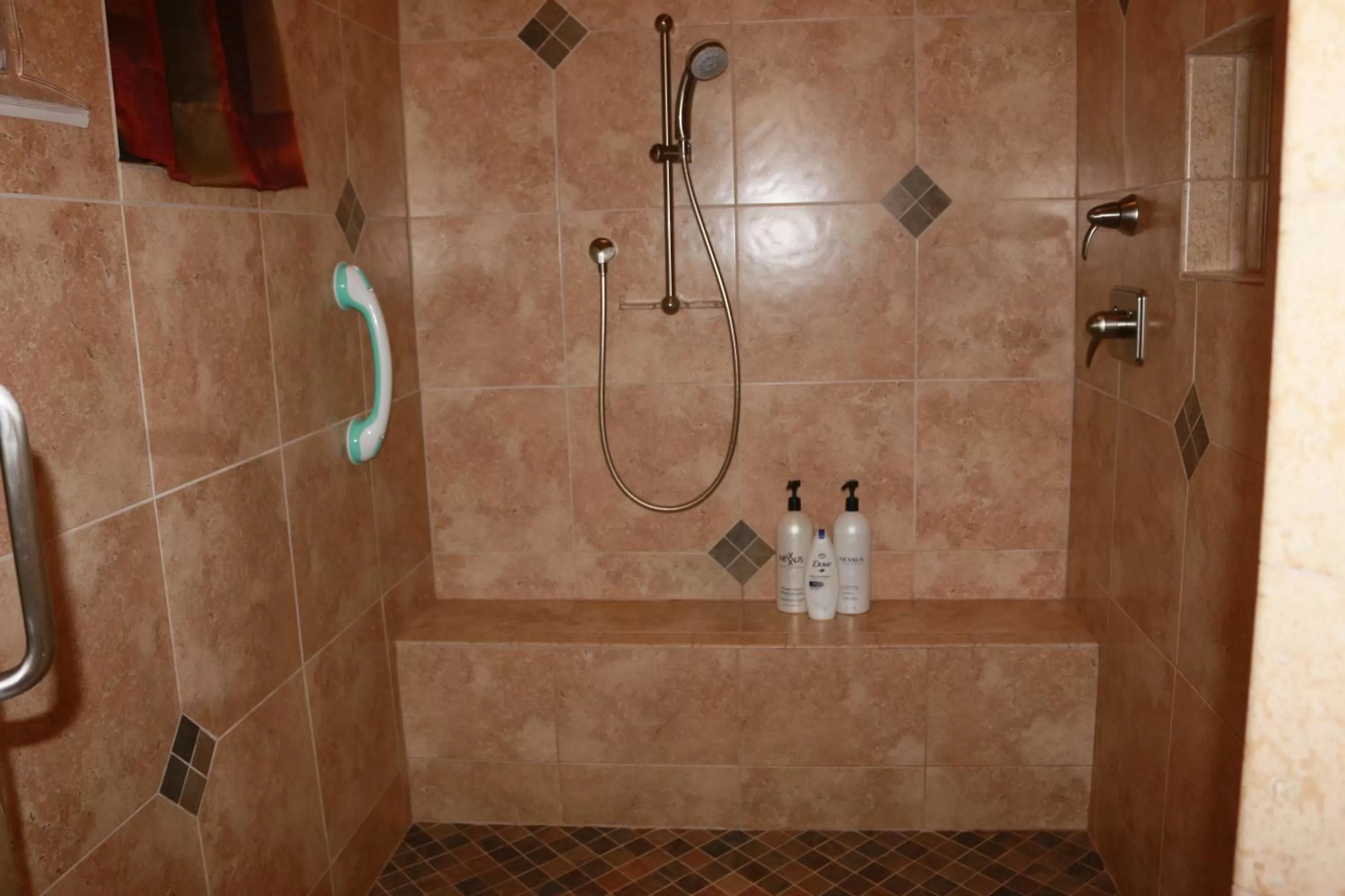 Shower in Sedona Cathedral Hideaway LLC