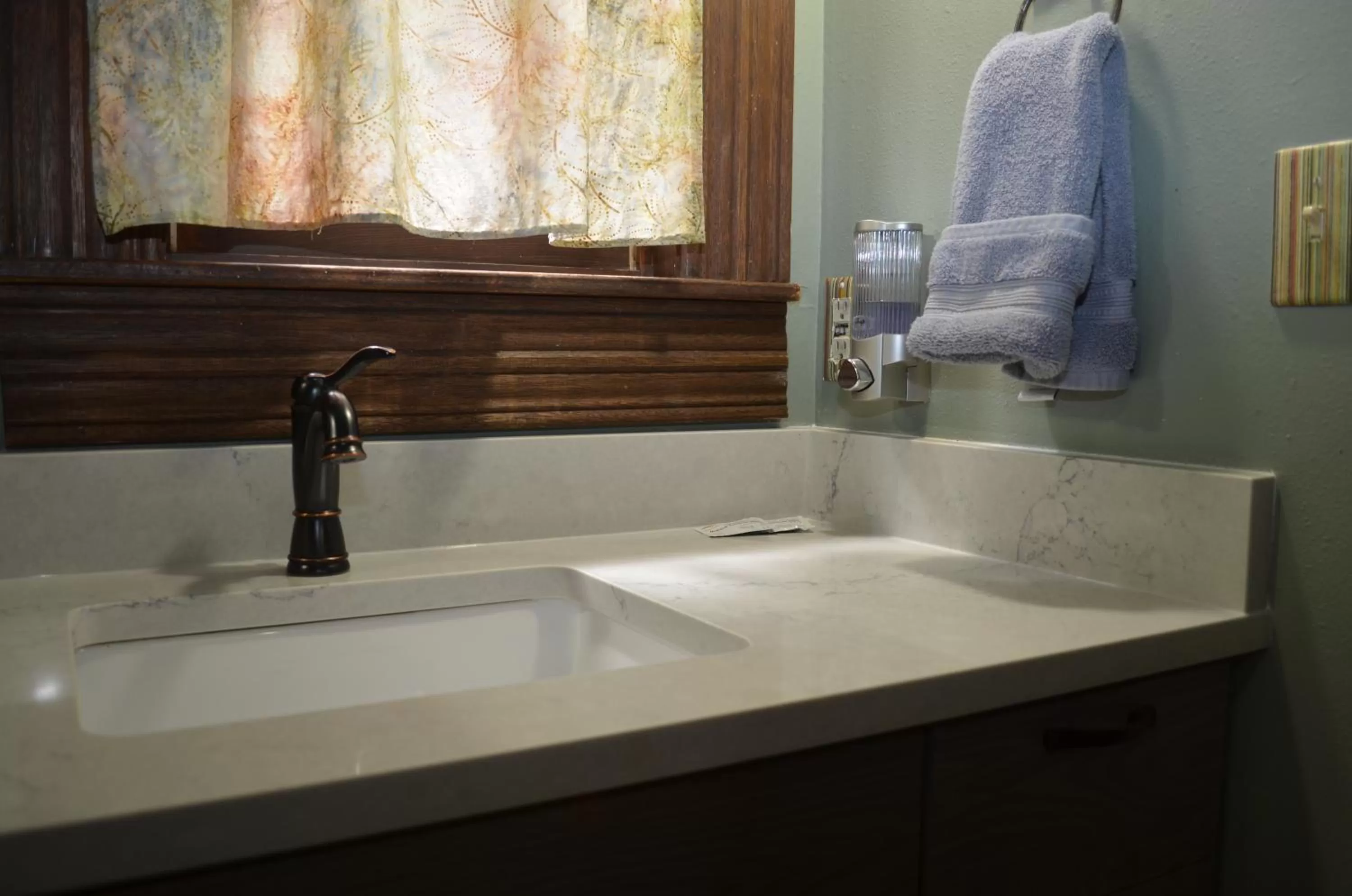 Bathroom in The Ouray Main Street Inn