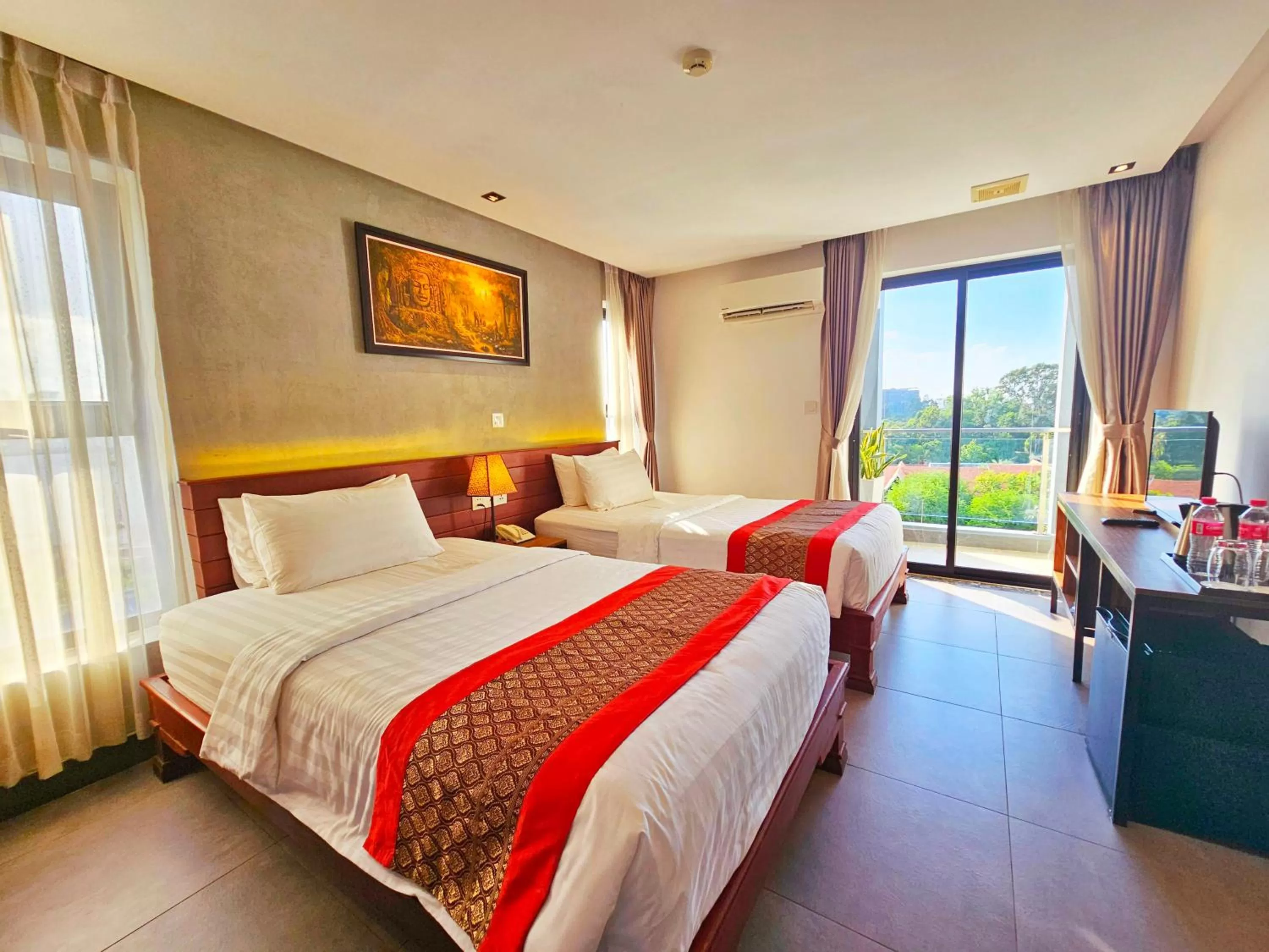 Bedroom, Bed in Le Botum Hotel