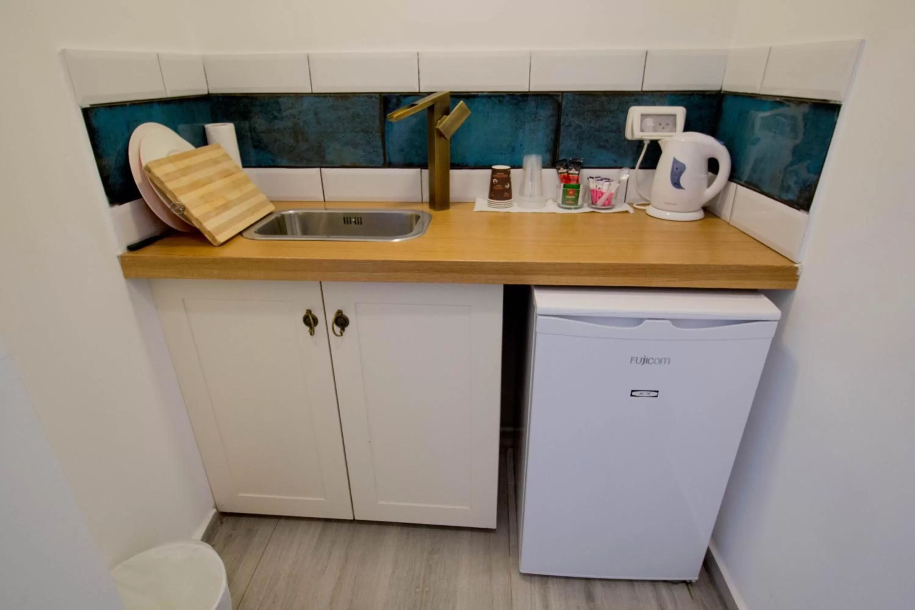 Kitchen or kitchenette, Kitchen/Kitchenette in Eshel Mansion - Boutique Suites