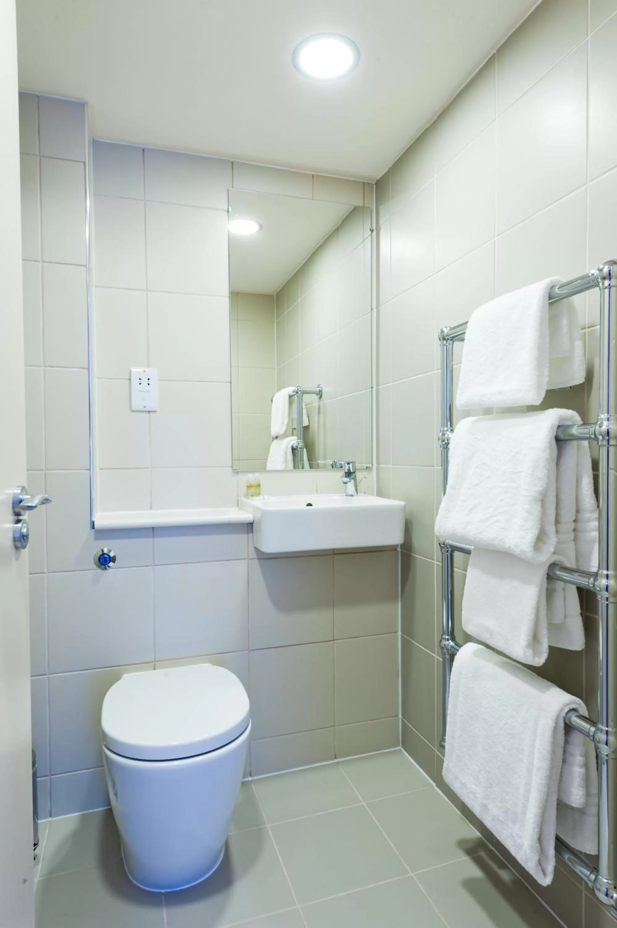 Toilet in The Place Hotel