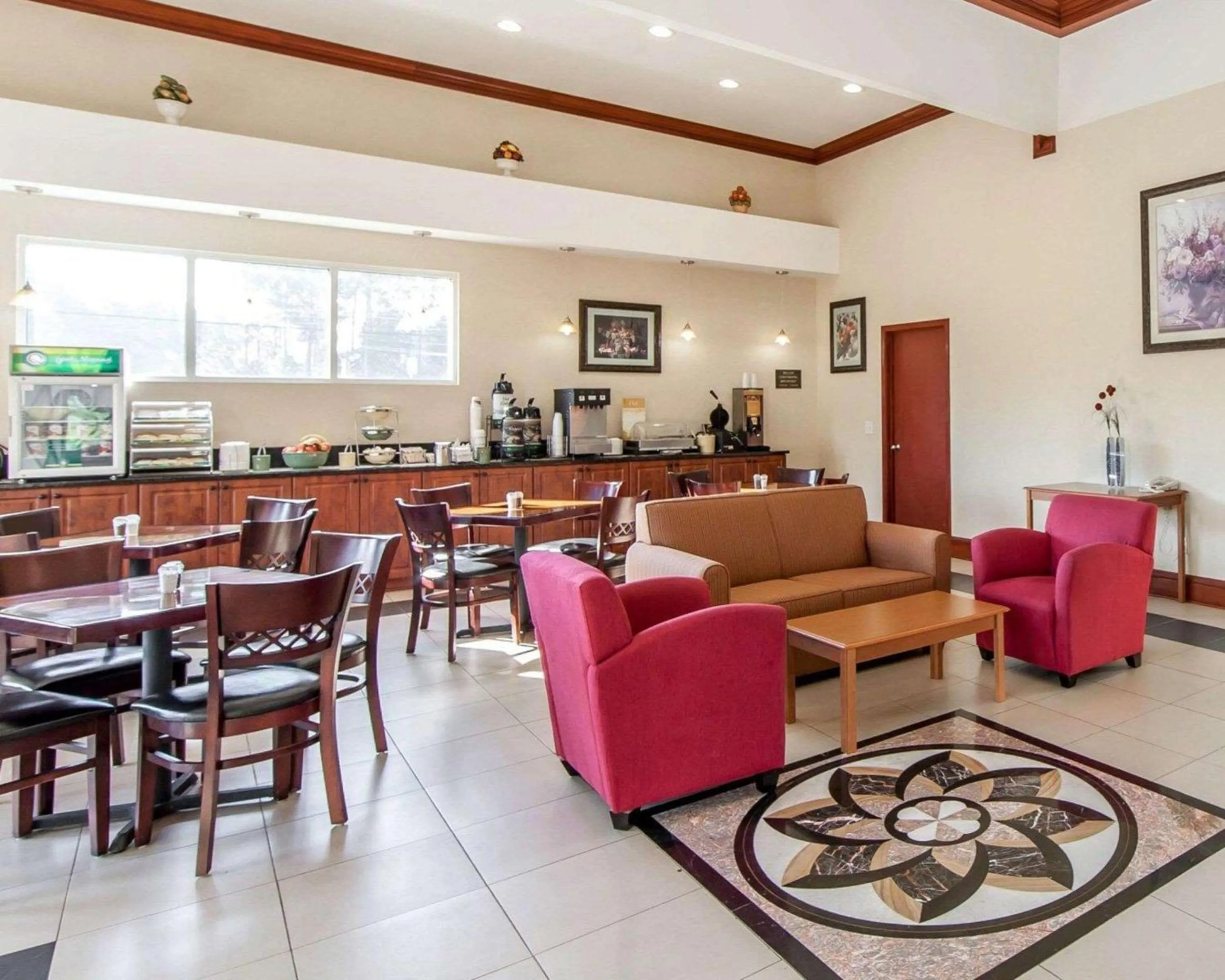 Lobby or reception in Quality Inn & Suites Cartersville North