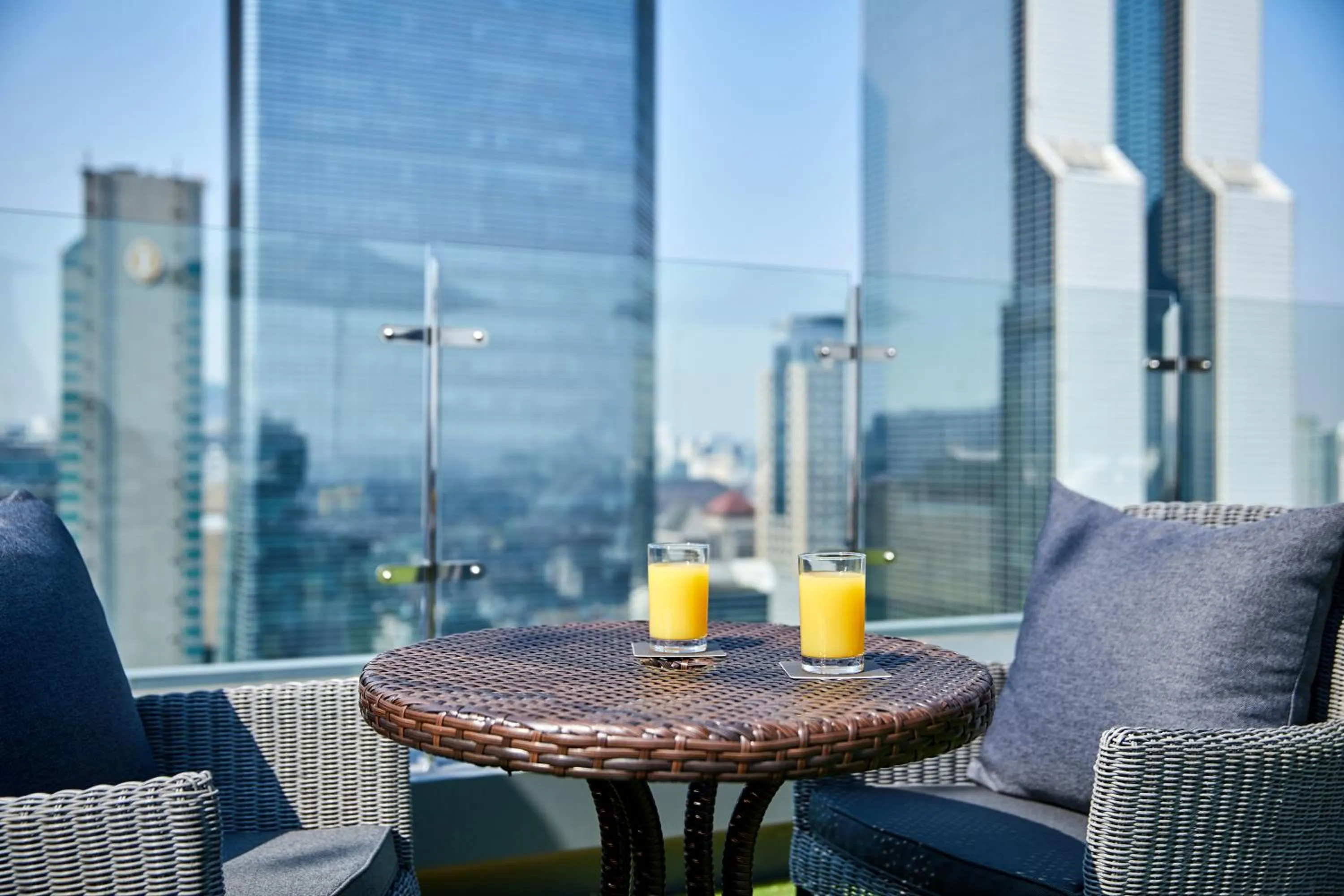 Balcony/Terrace in Shilla Stay Samsung COEX Center