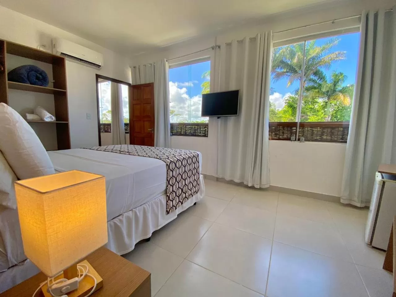 Apartment with Garden View in Pousada Encontro das Águas