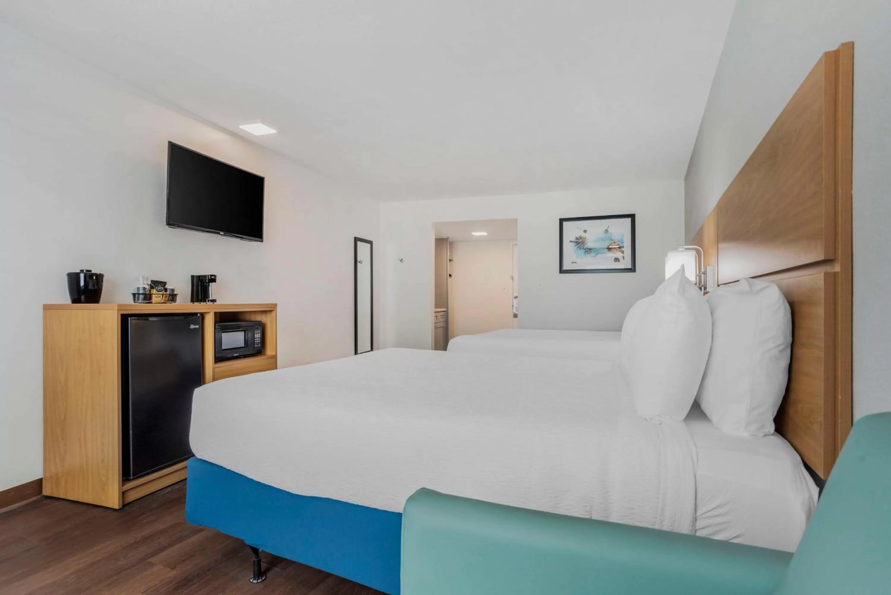 Bedroom, Bed in Chateau Beachfront Hotel, a By the Sea Resort