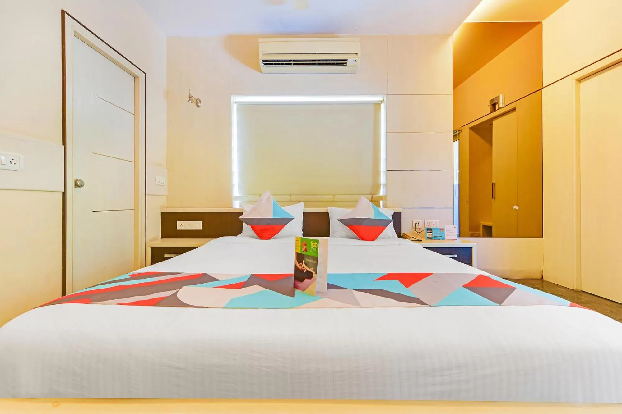 Bedroom, Bed in FabHotel B Zone - Nr US Consulate