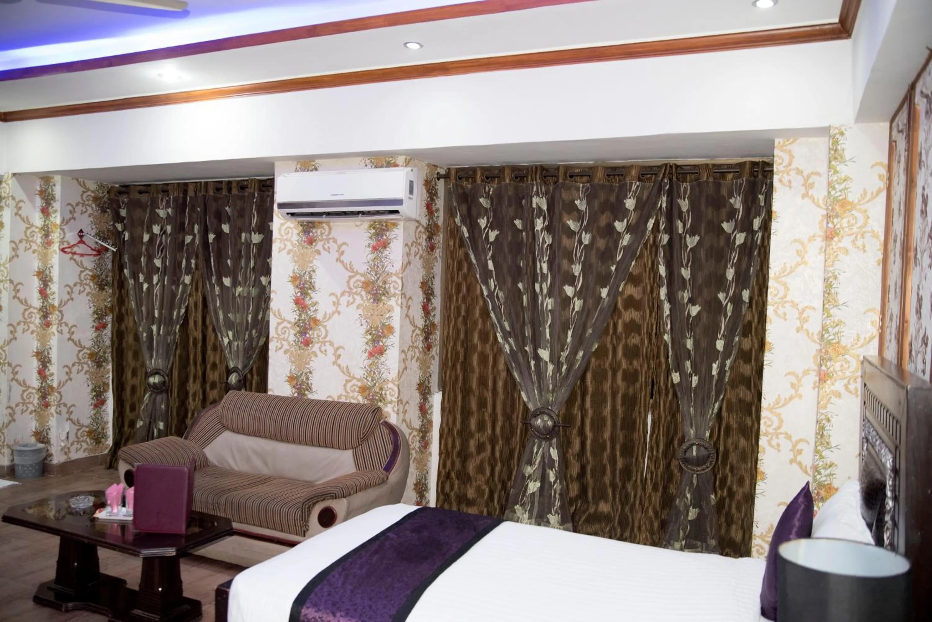 Seating area in Premier Inn Davis Road Lahore