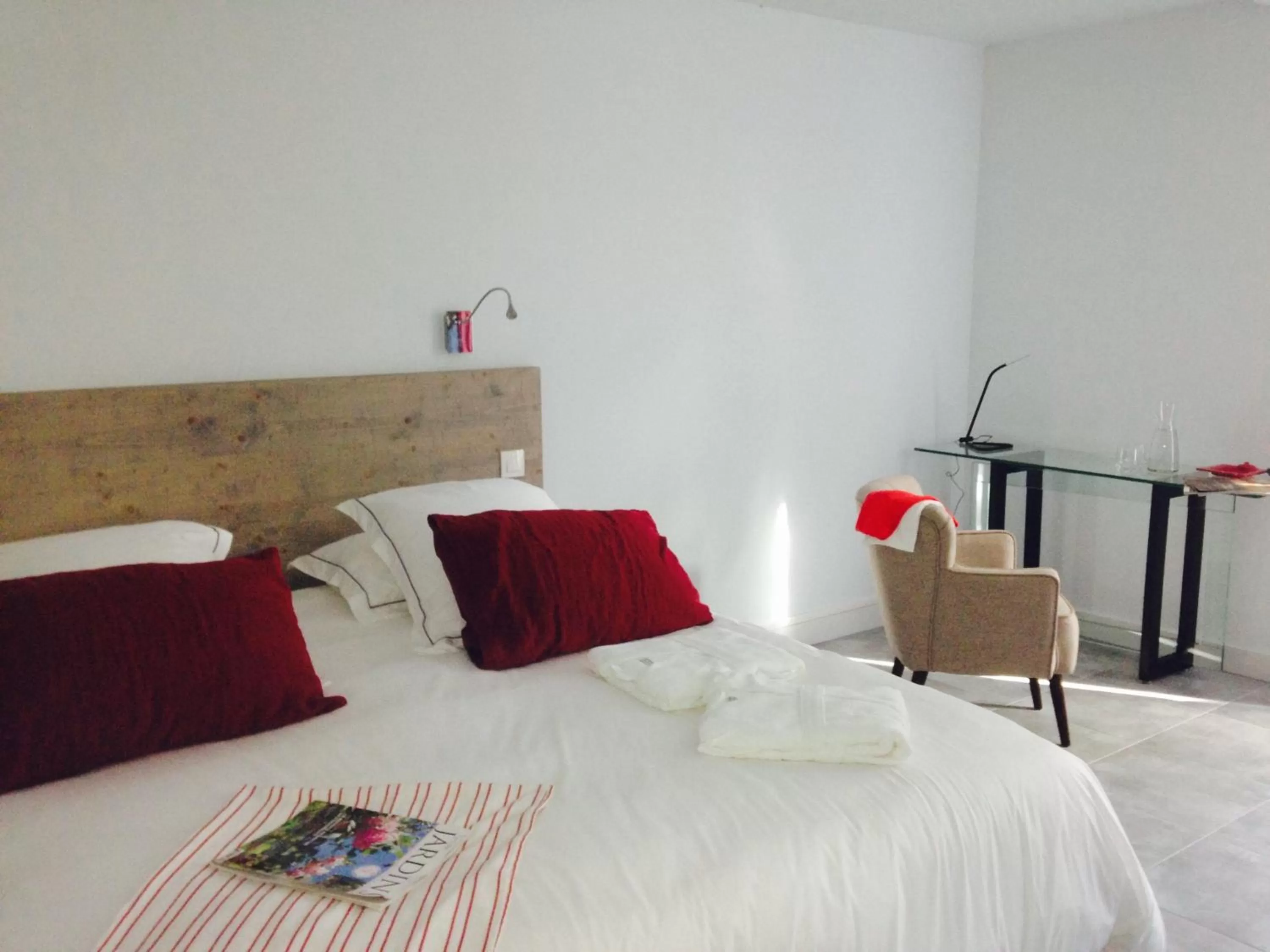 Bedroom, Bed in Manoir des Eperviers